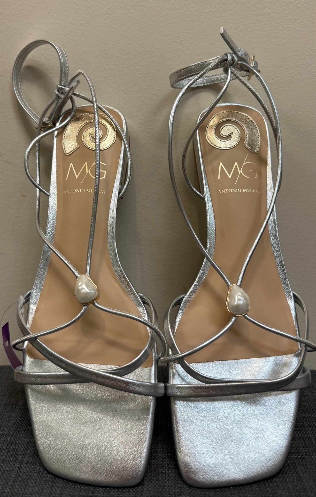 9.5 ANTONIO MELANI Silver Sandals