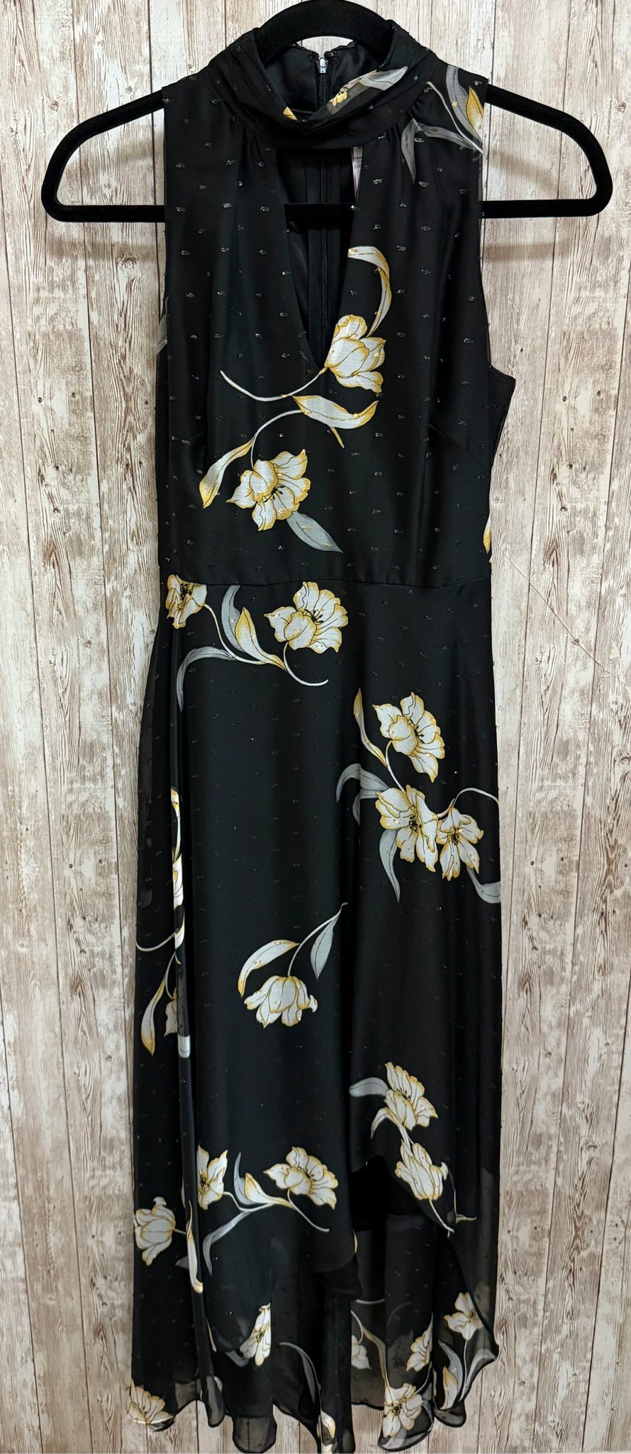 Size 2 WHITE HOUSE BLACK MRKT BLACK FLORAL Dress