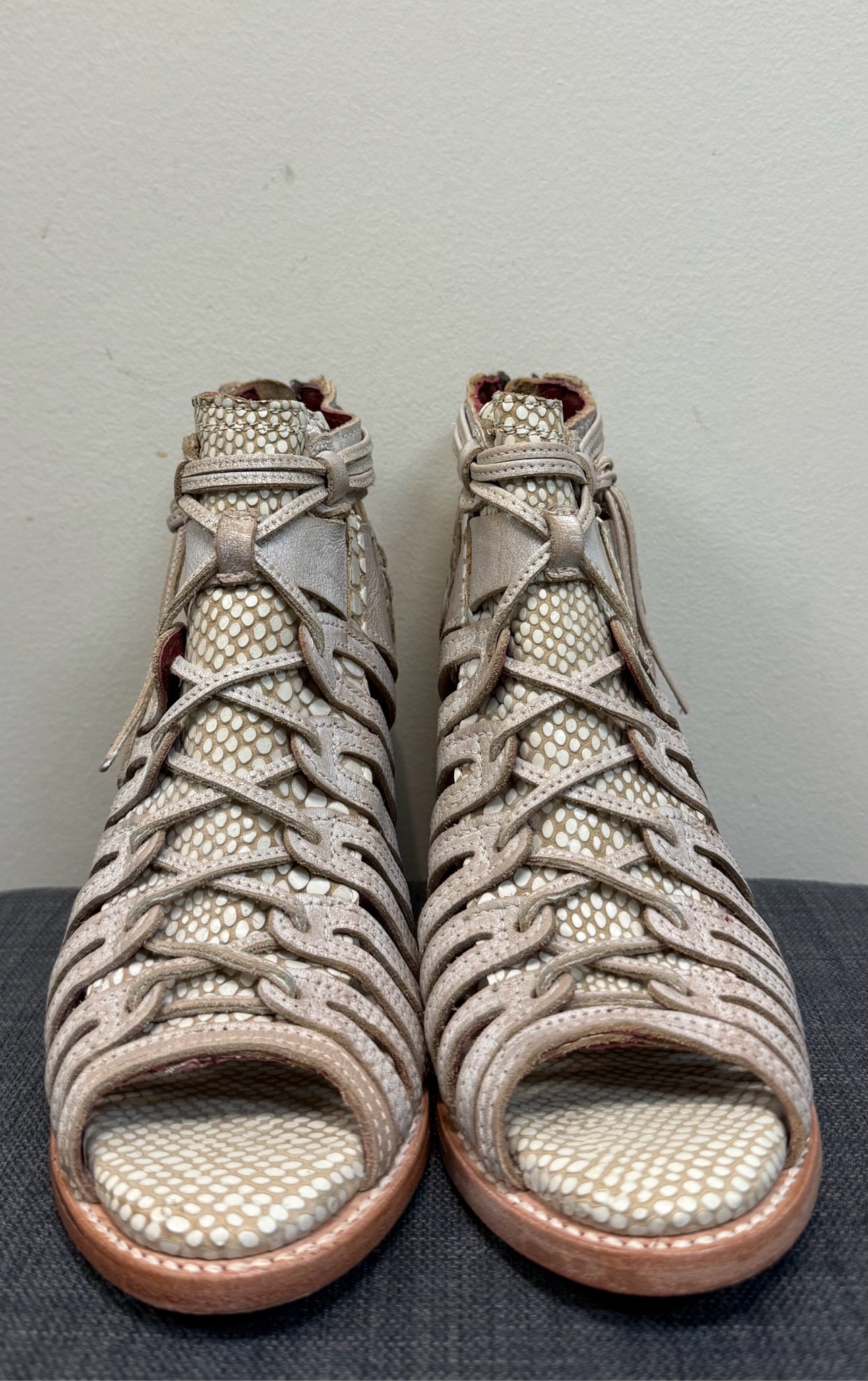 8 FREEBIRD Cream SHOES