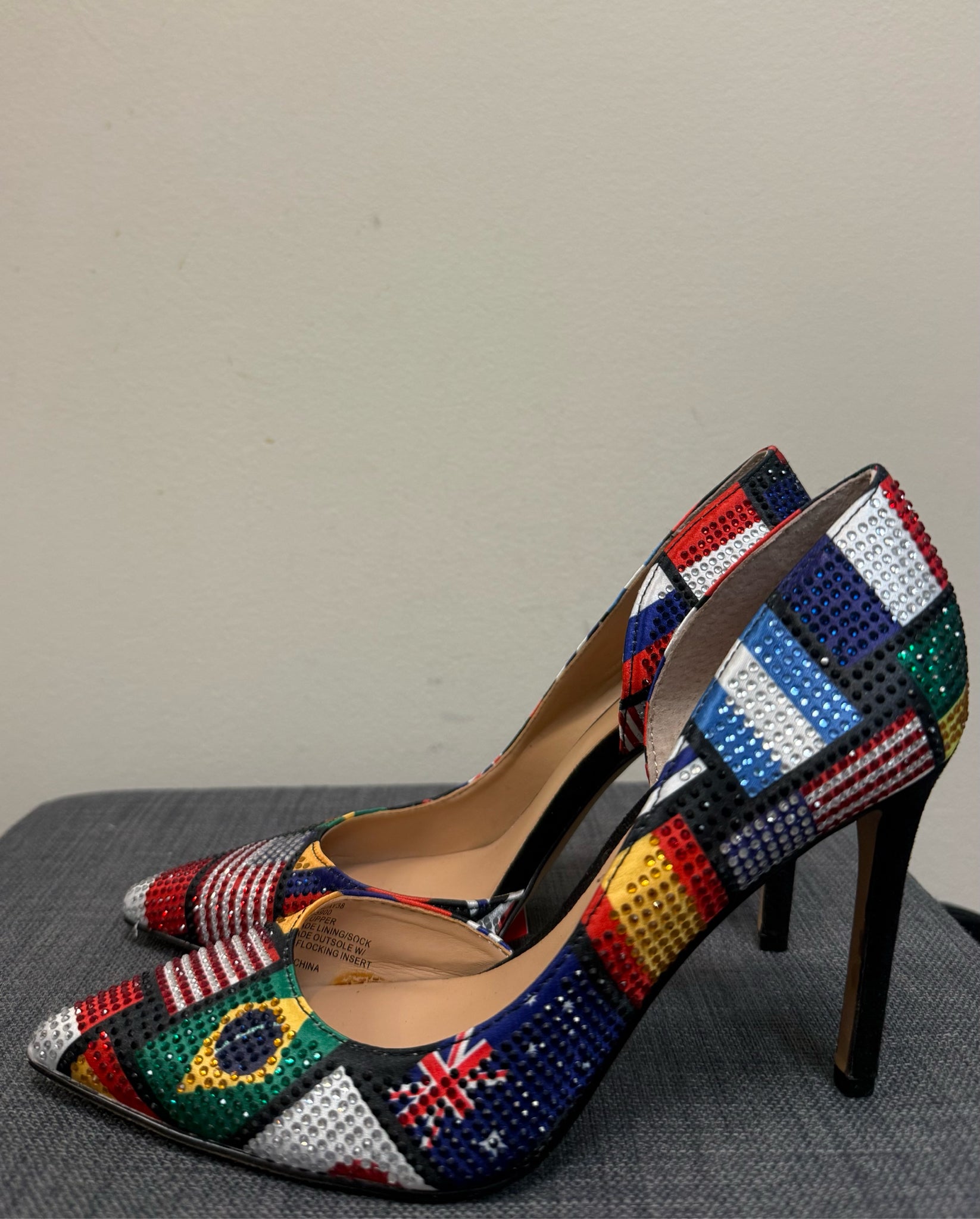 5 INC MULTI PRINT SHOES