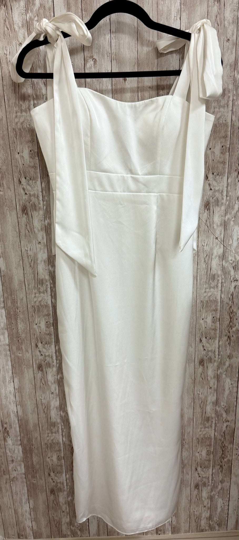 Size 8 AZAZIE White Dress