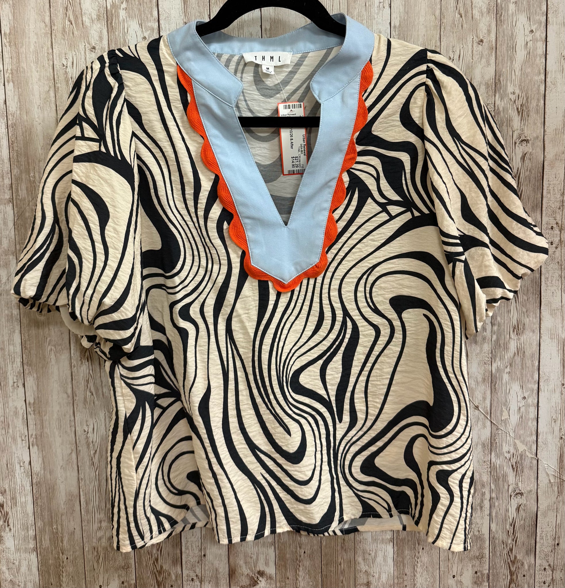 Size M THML CREAM AND BLUE Top