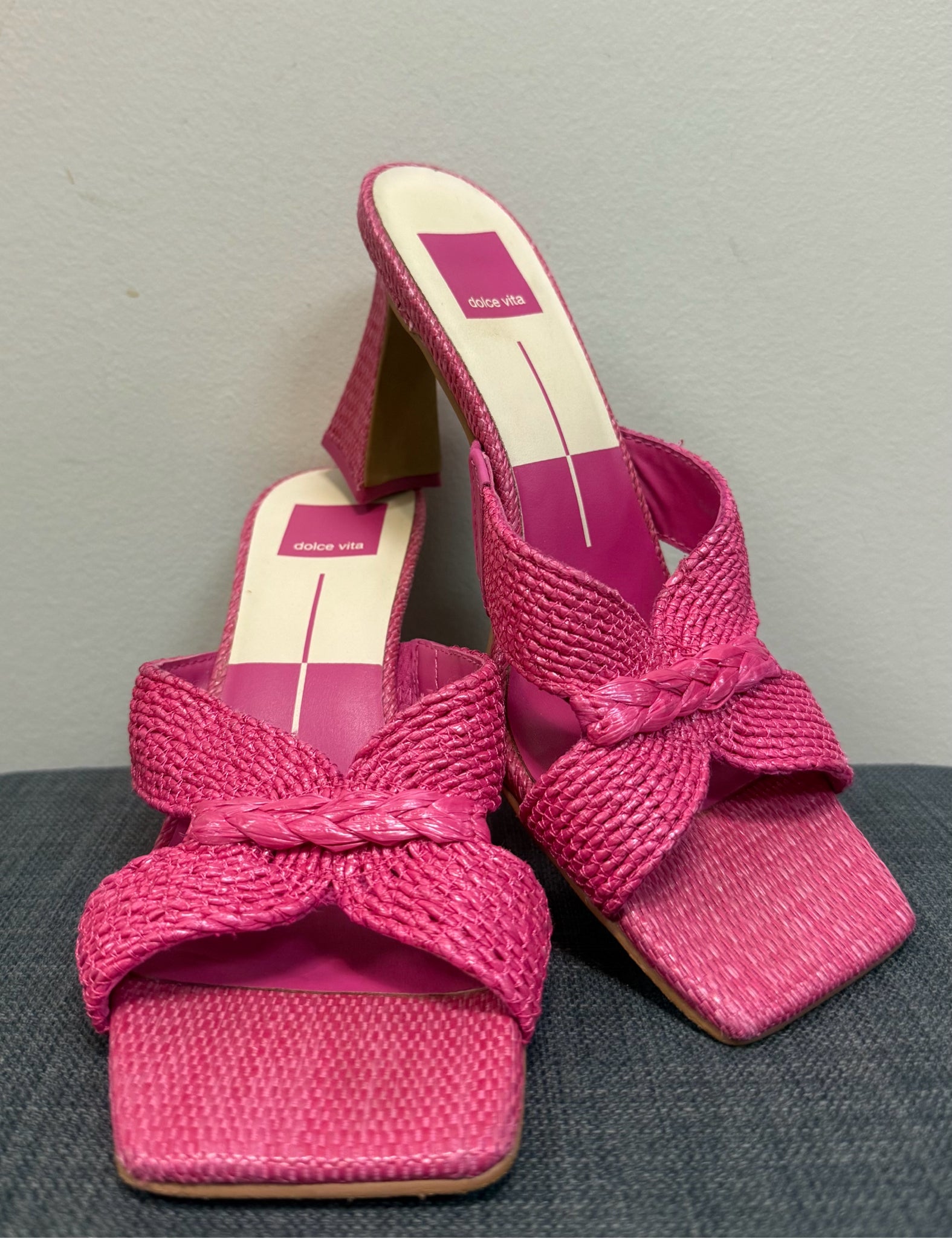8 DOLCE VITA Pink Sandals