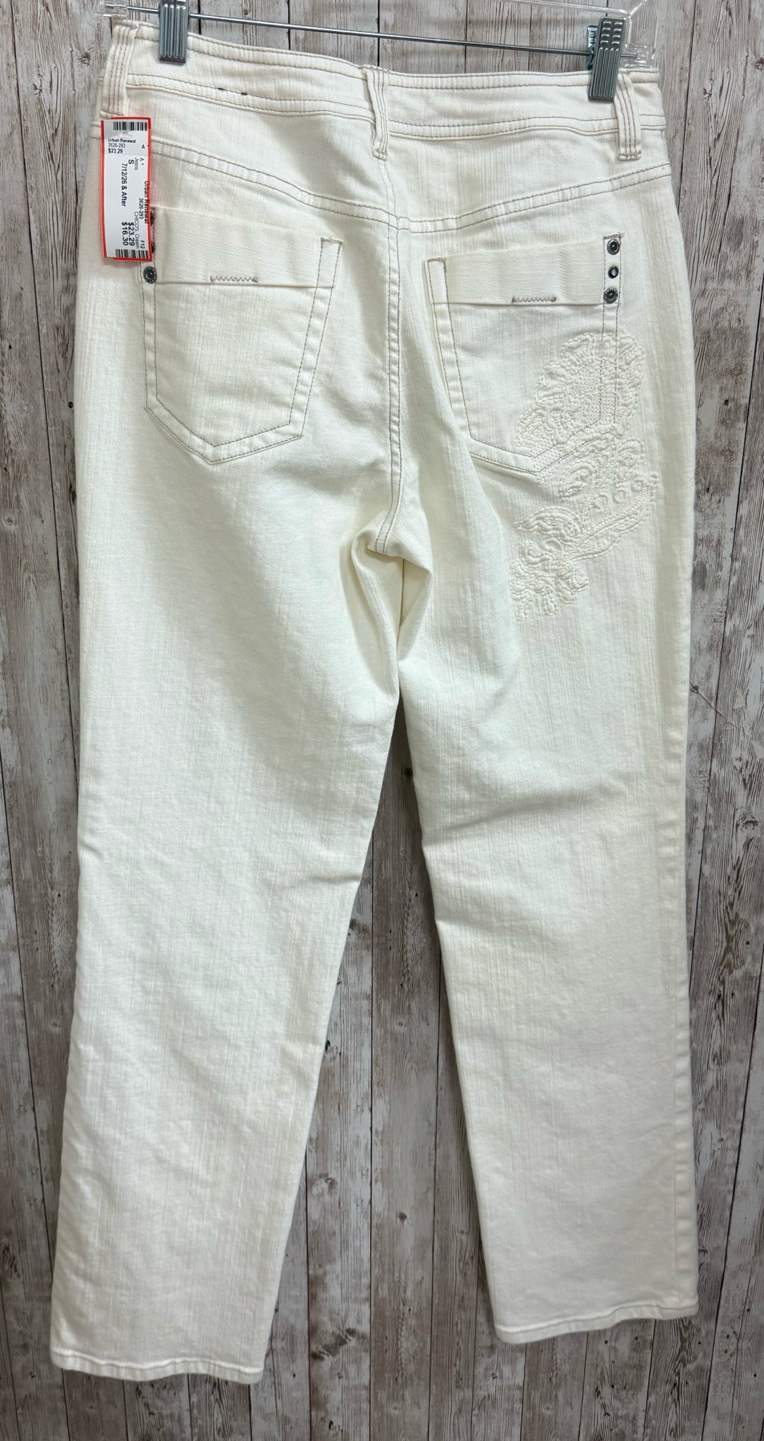 Size S CHICO'S Cream Jeans