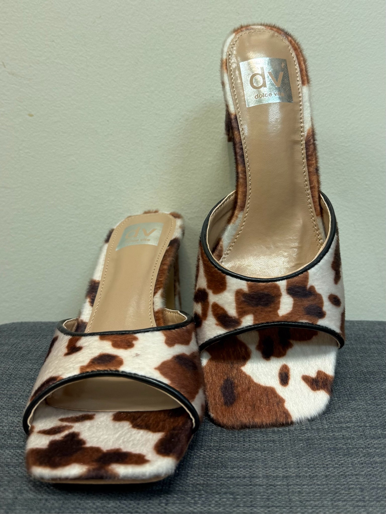 7 DOLCE VITA COW PRINT Sandals