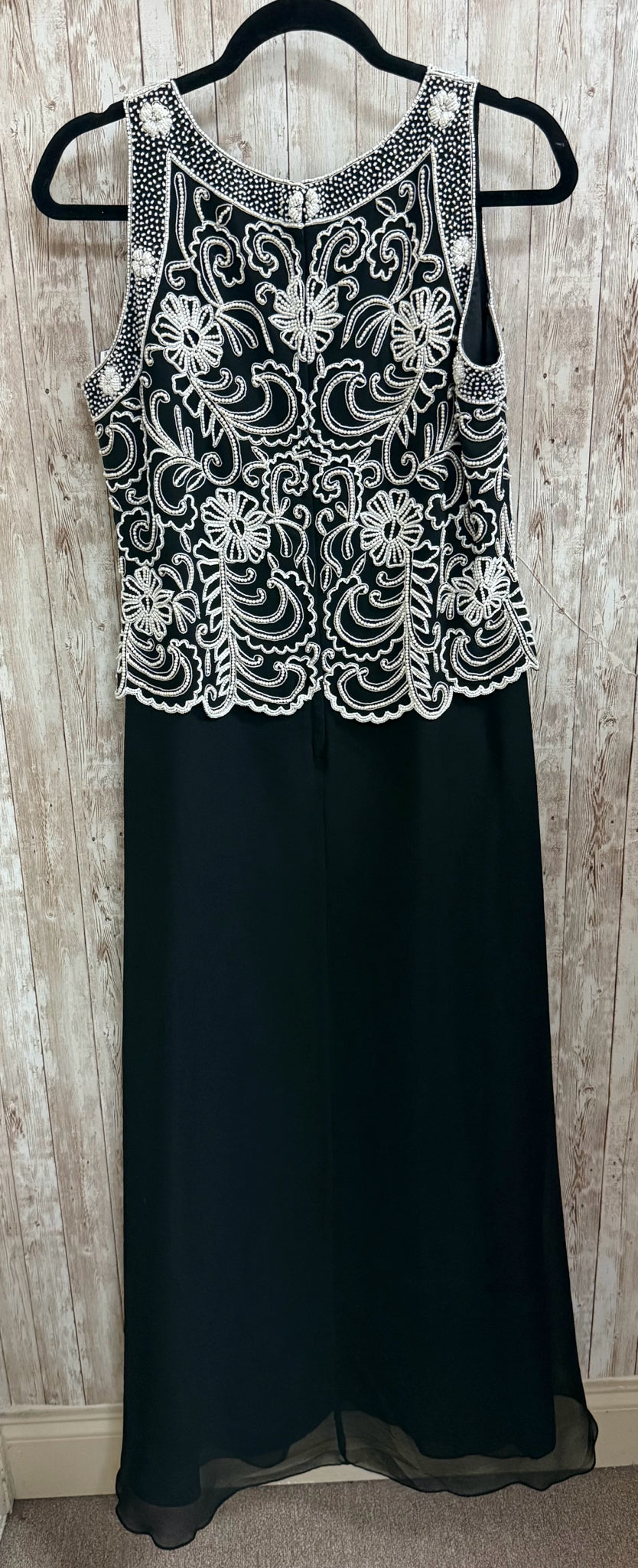 Size 10P JKARA BLACK AND WHITE Dress