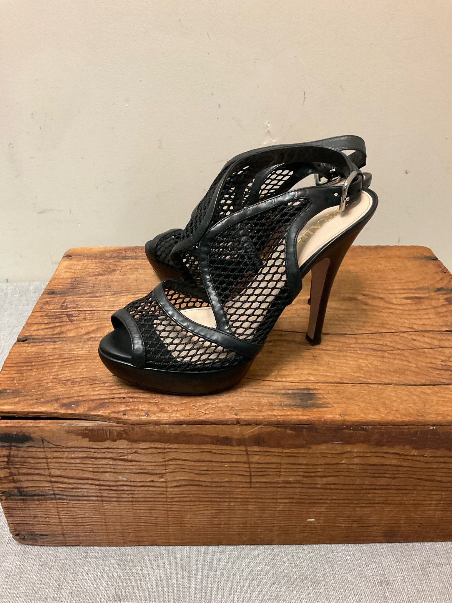 8.5 PRADA Black SHOES