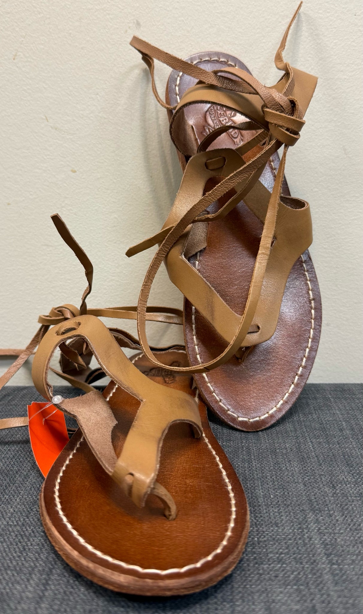 7.5 FREEBIRD Brown Sandals