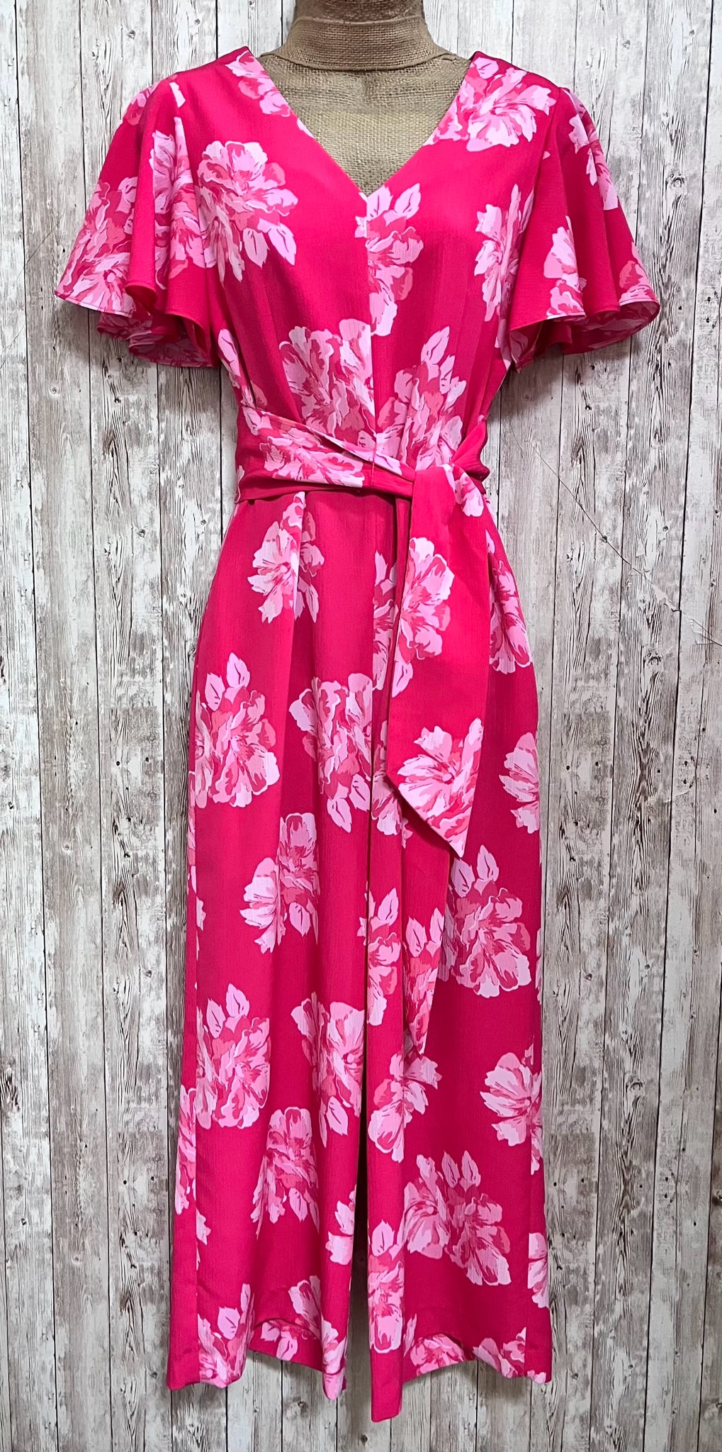 TAHARI Size 4 PINK AND WHITE FLORAL Romper