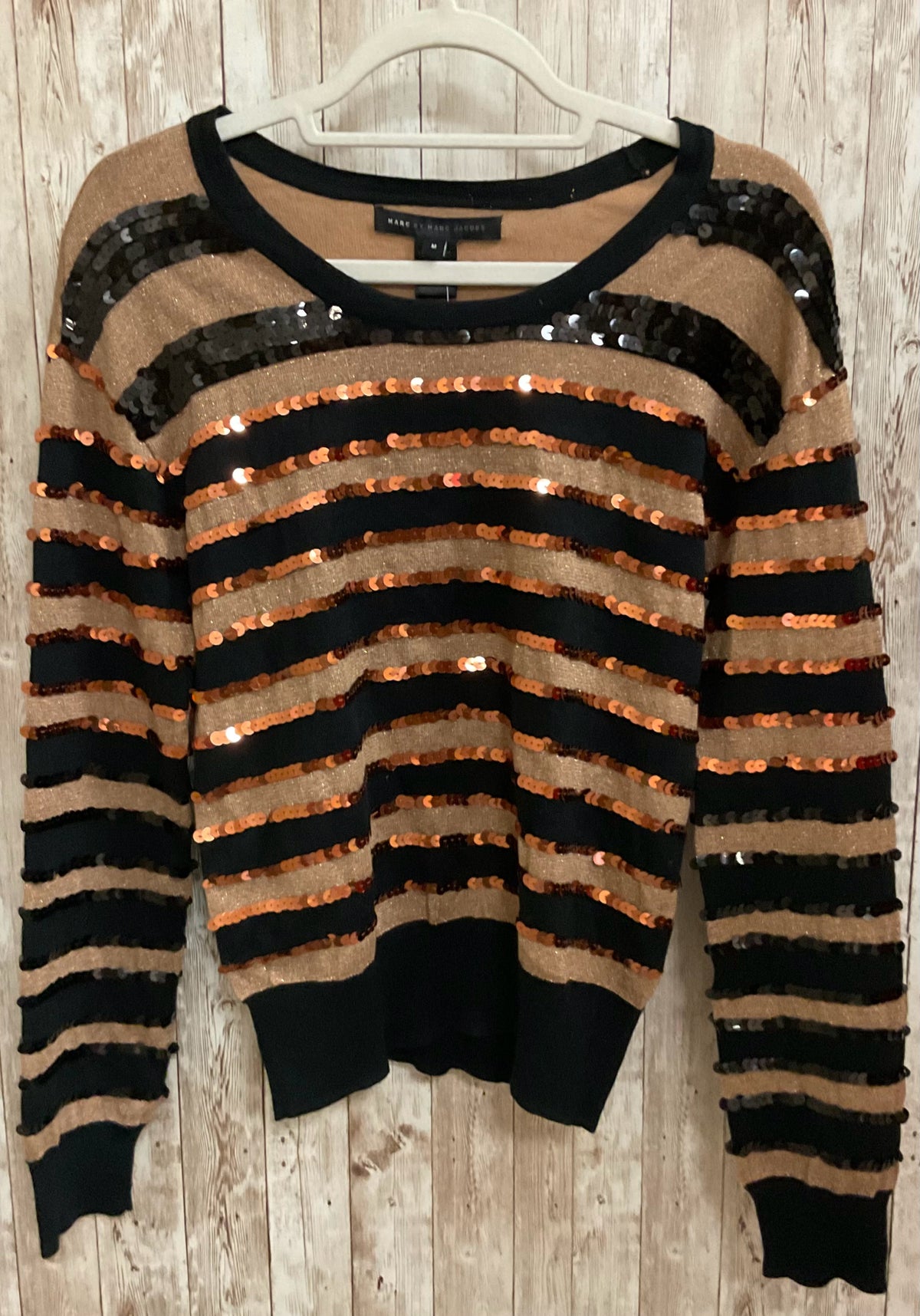 Size M MARC BY MARC JACOBS BLACK AND GOLD Sweater
