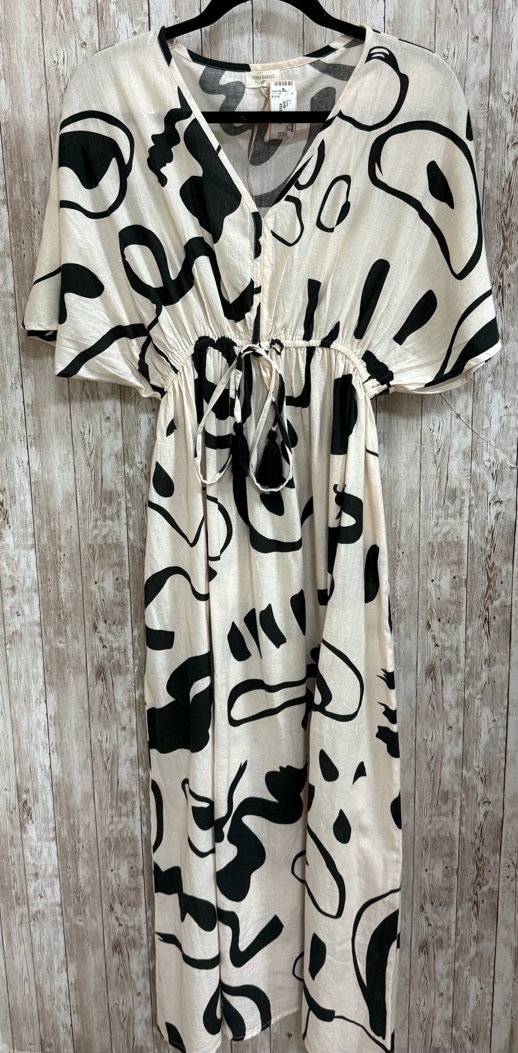 Size S/M WORLD MARKET BEIGE & BLACK Dress