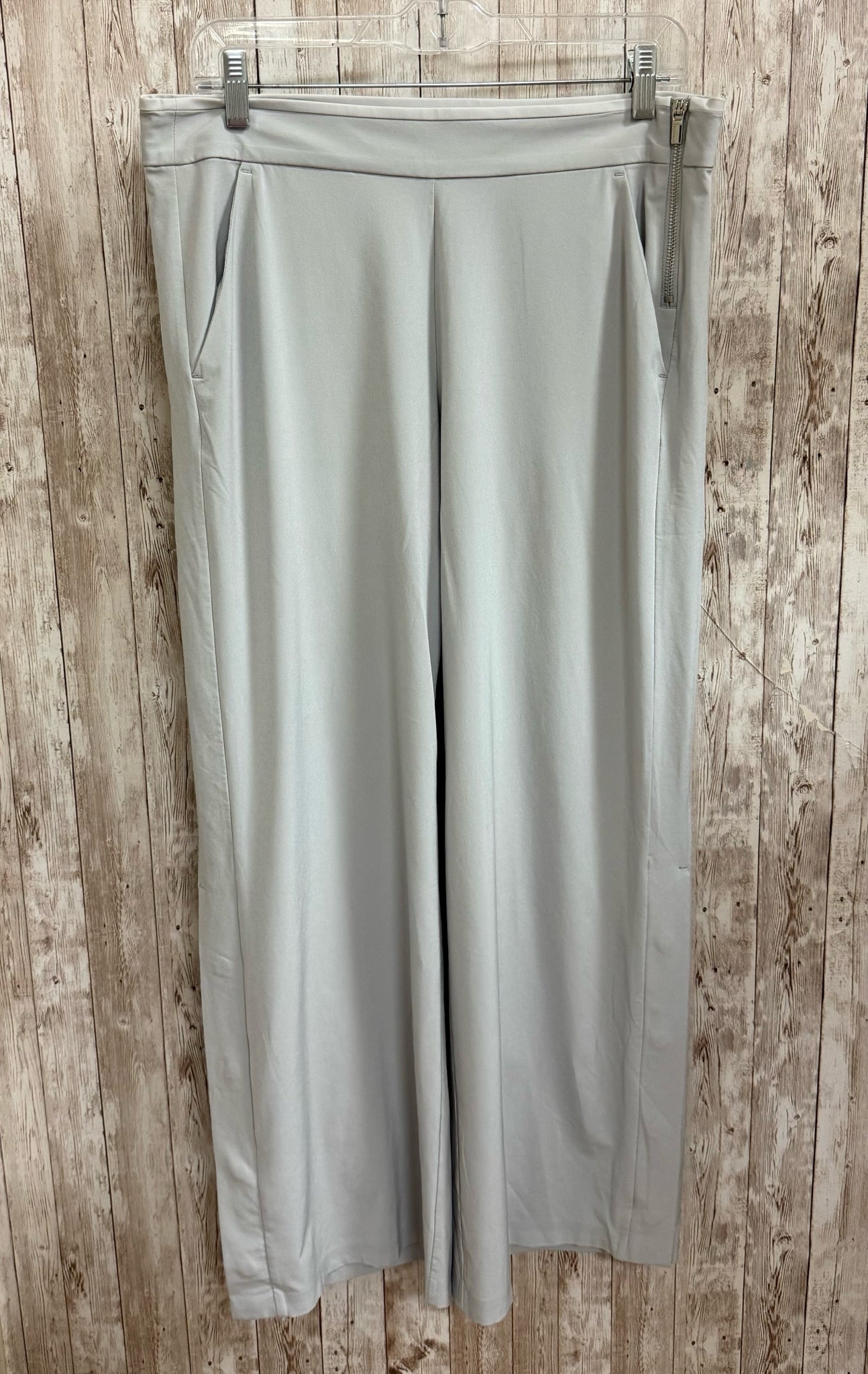 Size 8P ATHLETA Light Grey Pants