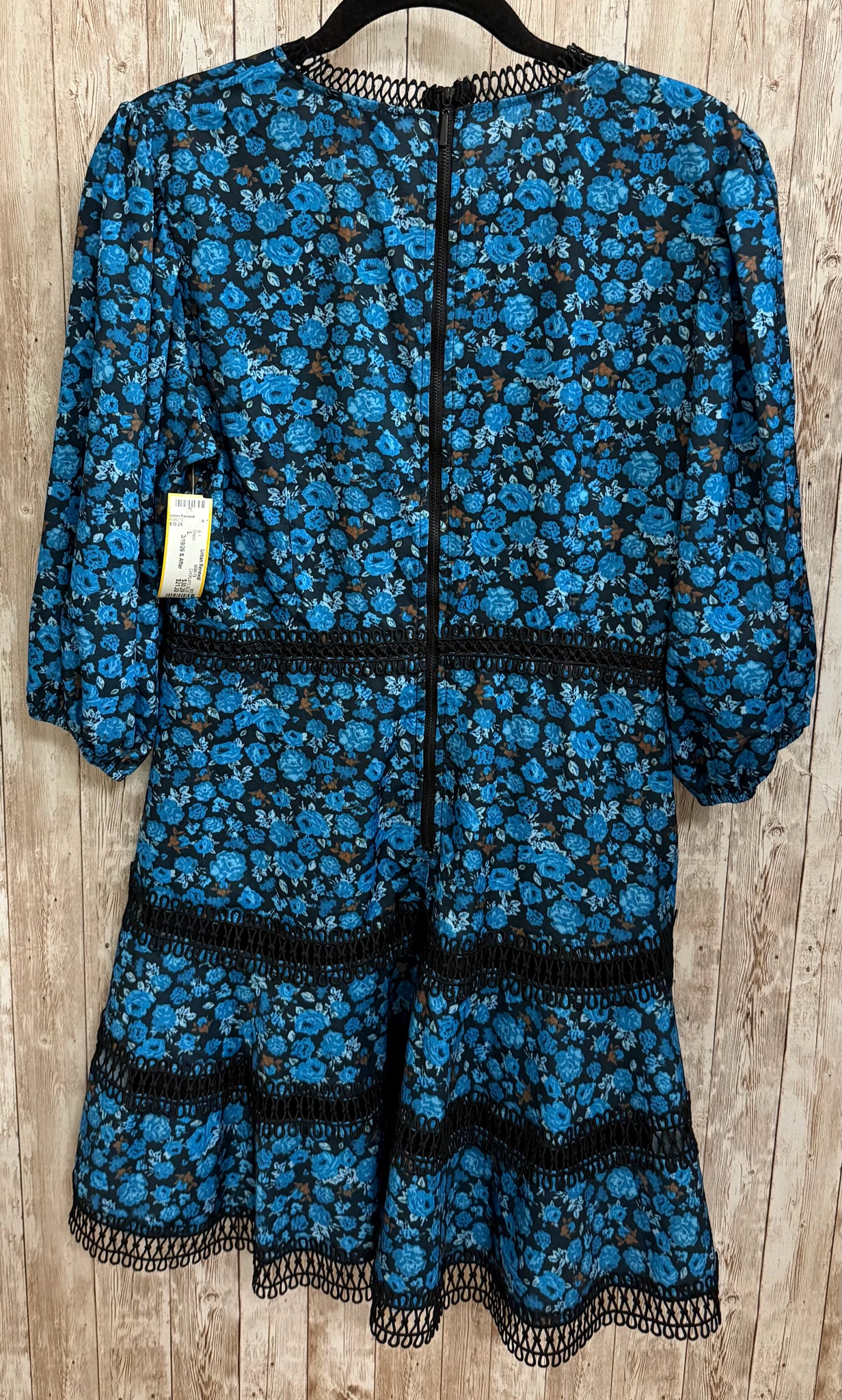 Size L CHOKLATS BLUE FLORAL Dress