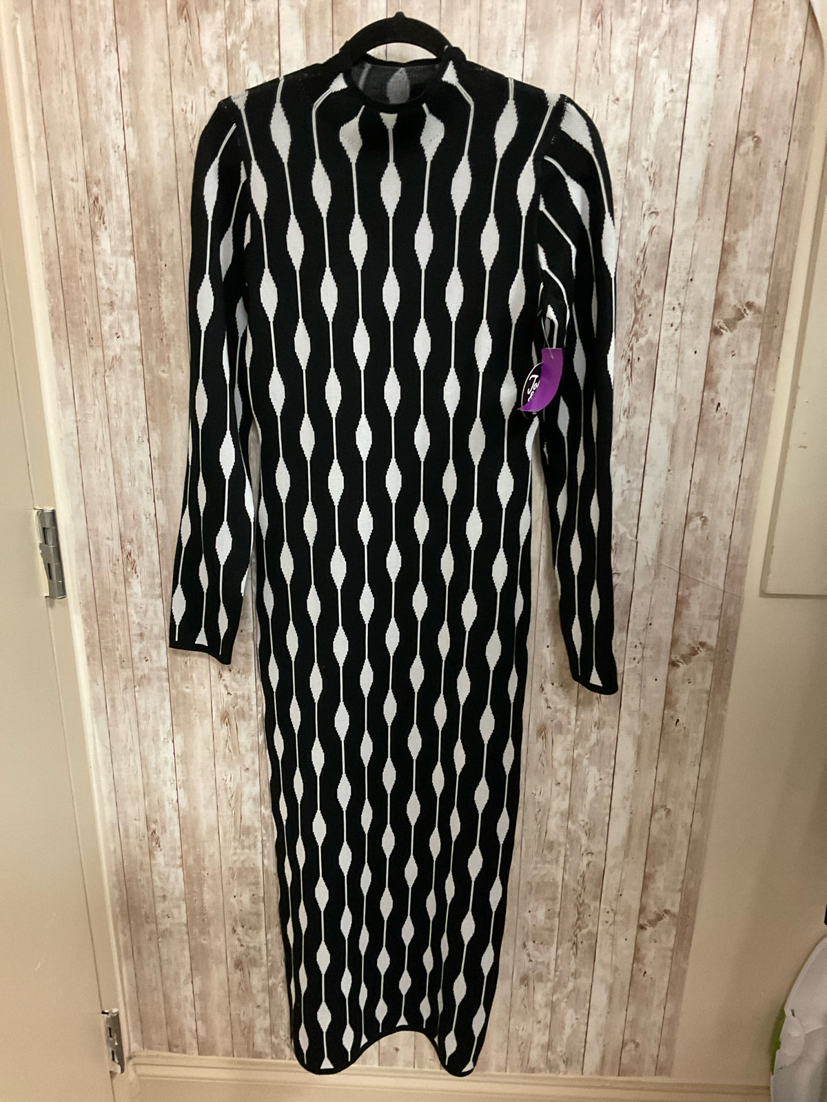 Size L JOLIE & JOY BLACK AND WHITE Dress