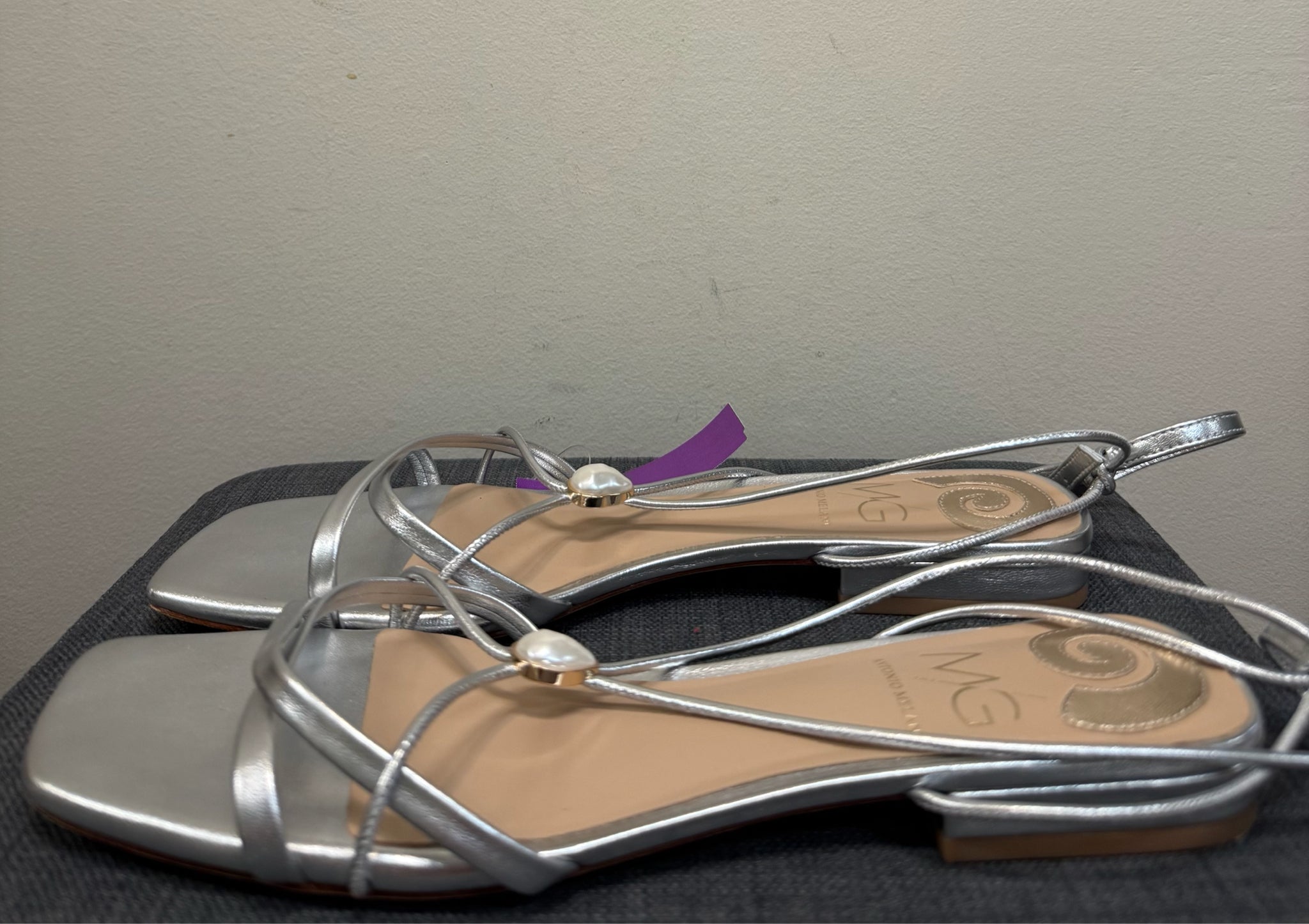 9.5 ANTONIO MELANI Silver Sandals
