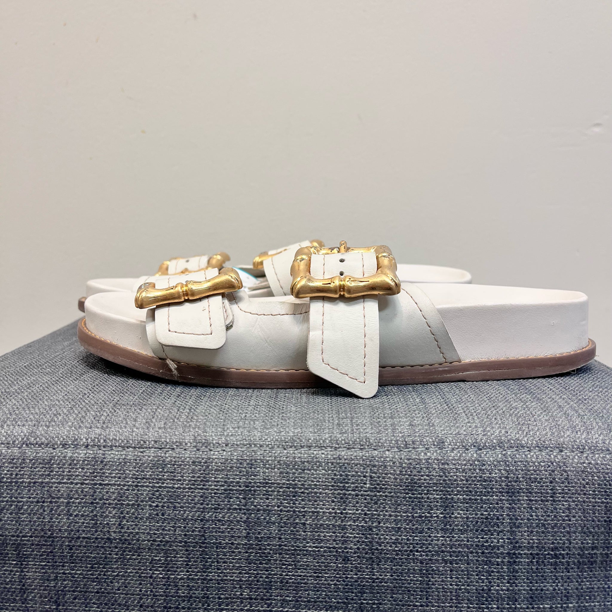 SCHUTZ 9 Cream Sandals