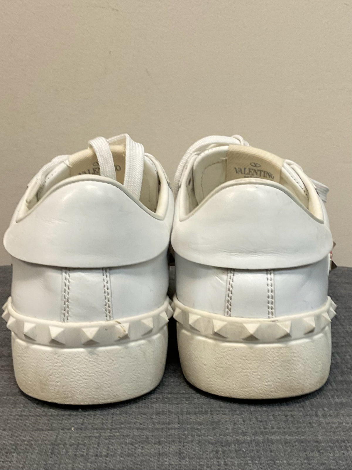 9.5 VALENTINO White SHOES