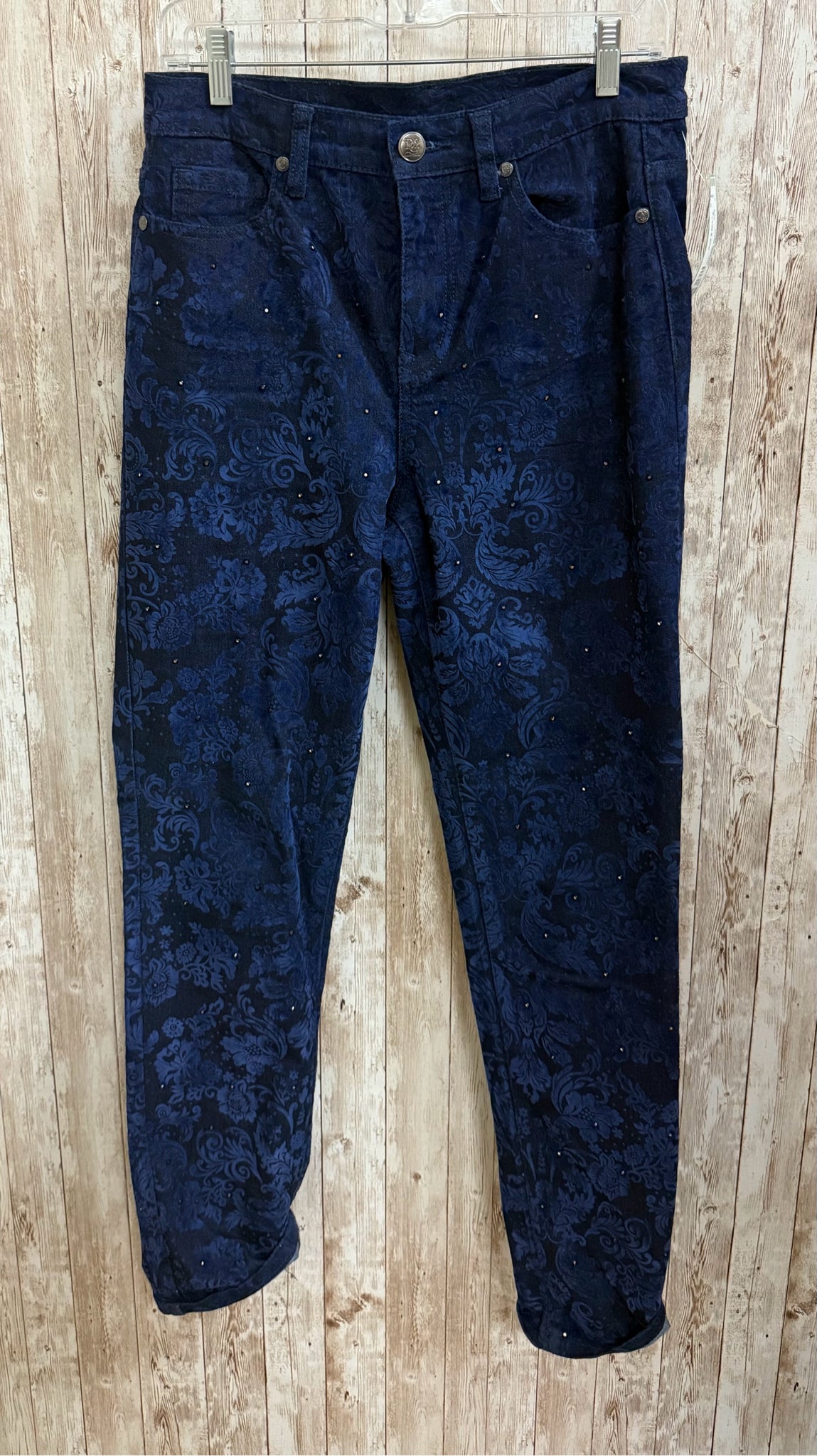 Size 6 DG2 BLUE AND BLACK Pants