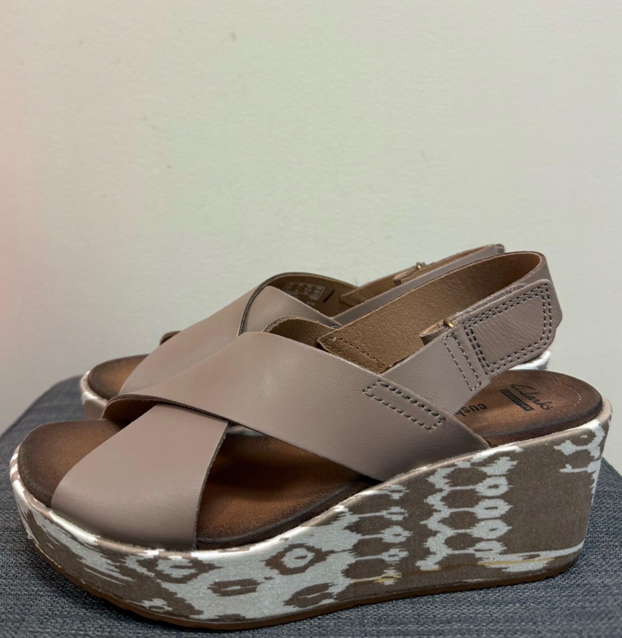 7 CLARKS Brown Wedges