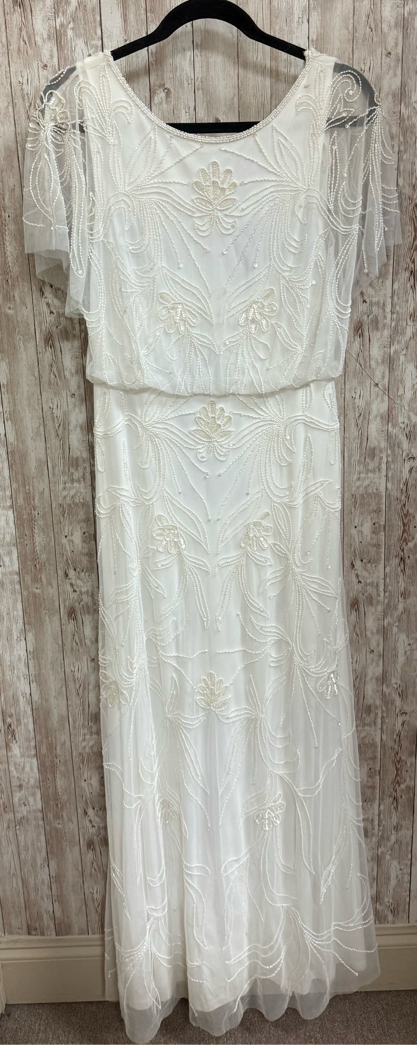 Size 8 ADRIANNA PAPELL White Dress