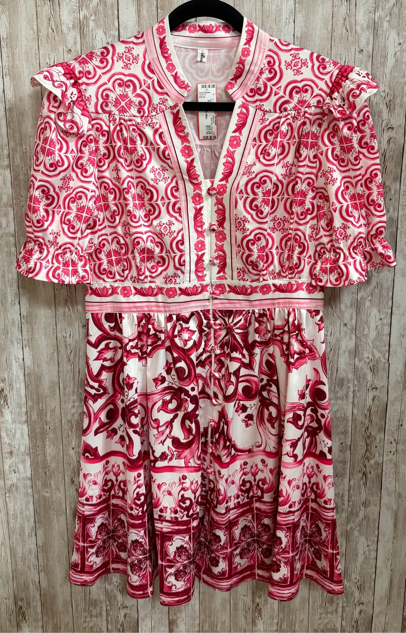 Size XL MAN BO PINK AND WHITE PRINT Dress