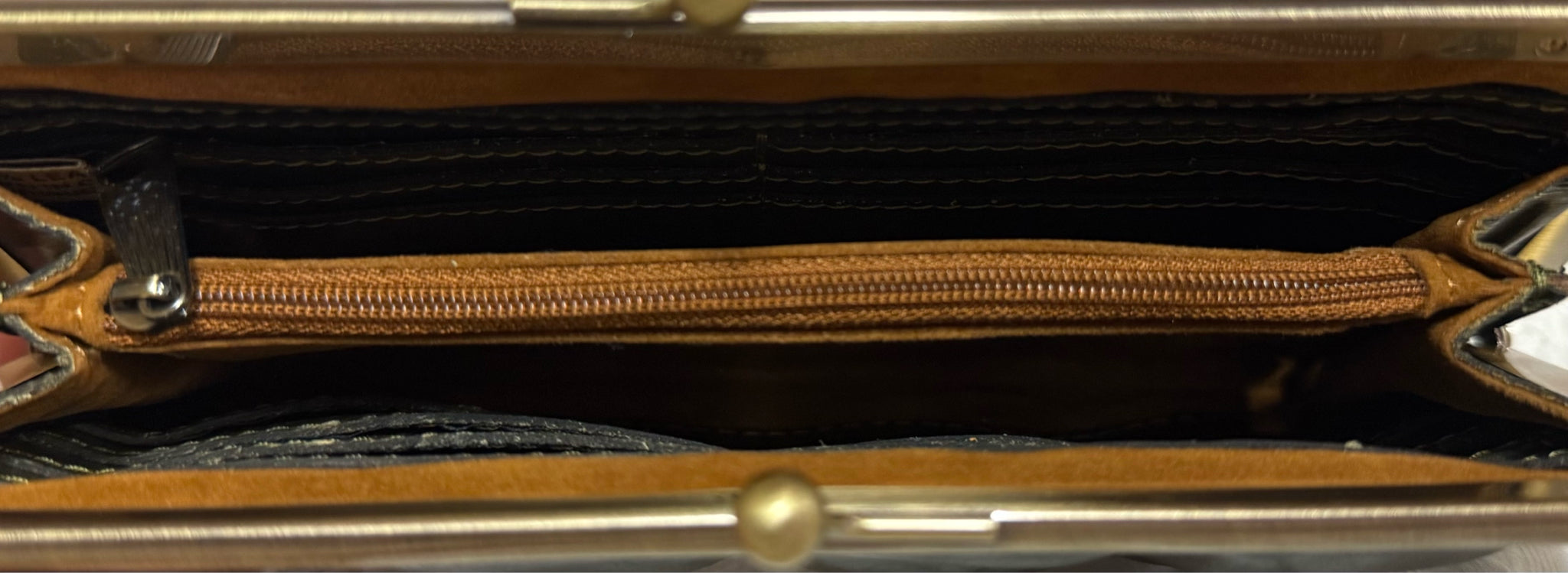 PATRICIA NASH Wallet