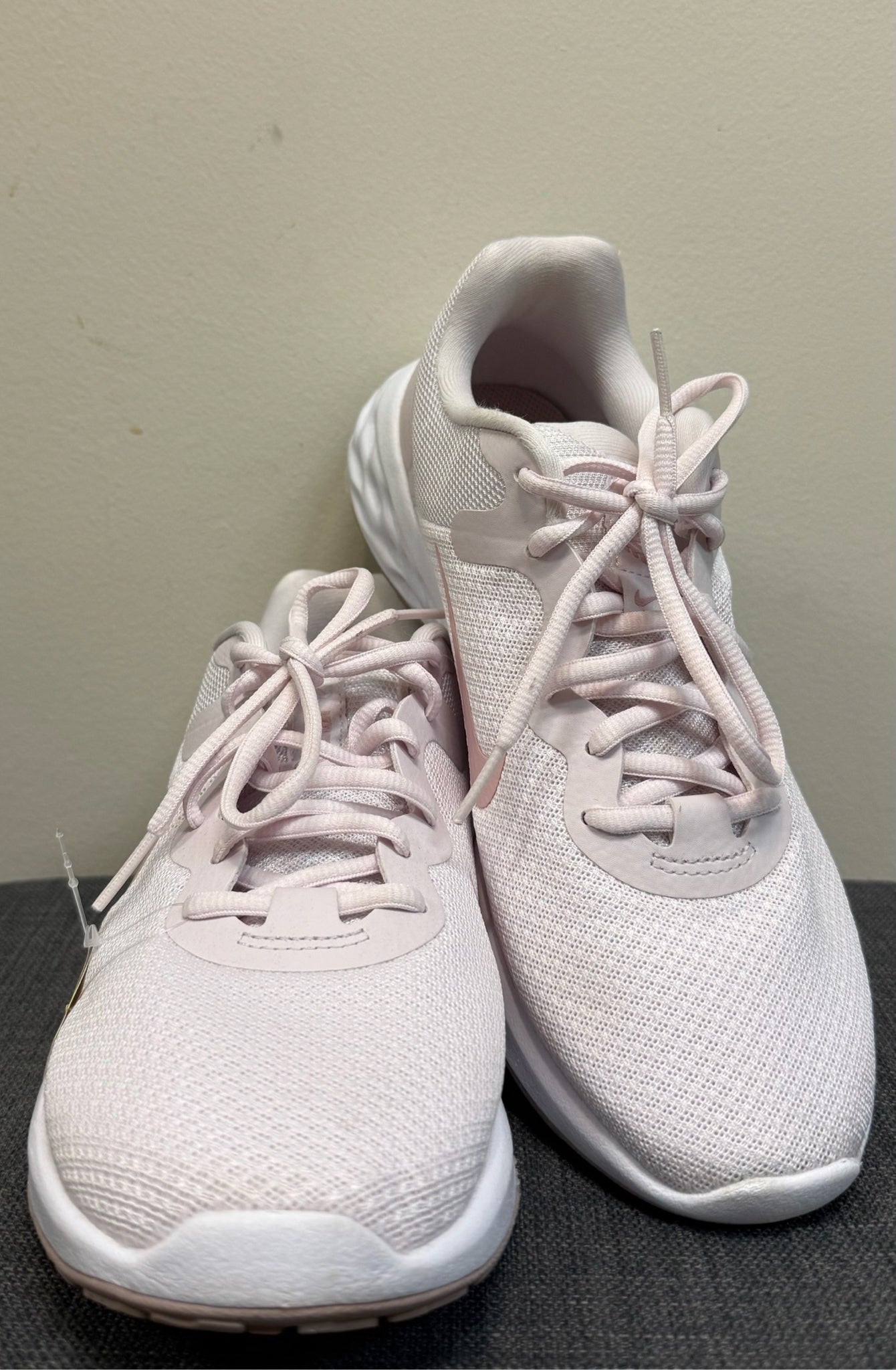 8.5 NIKE Blush Sneakers