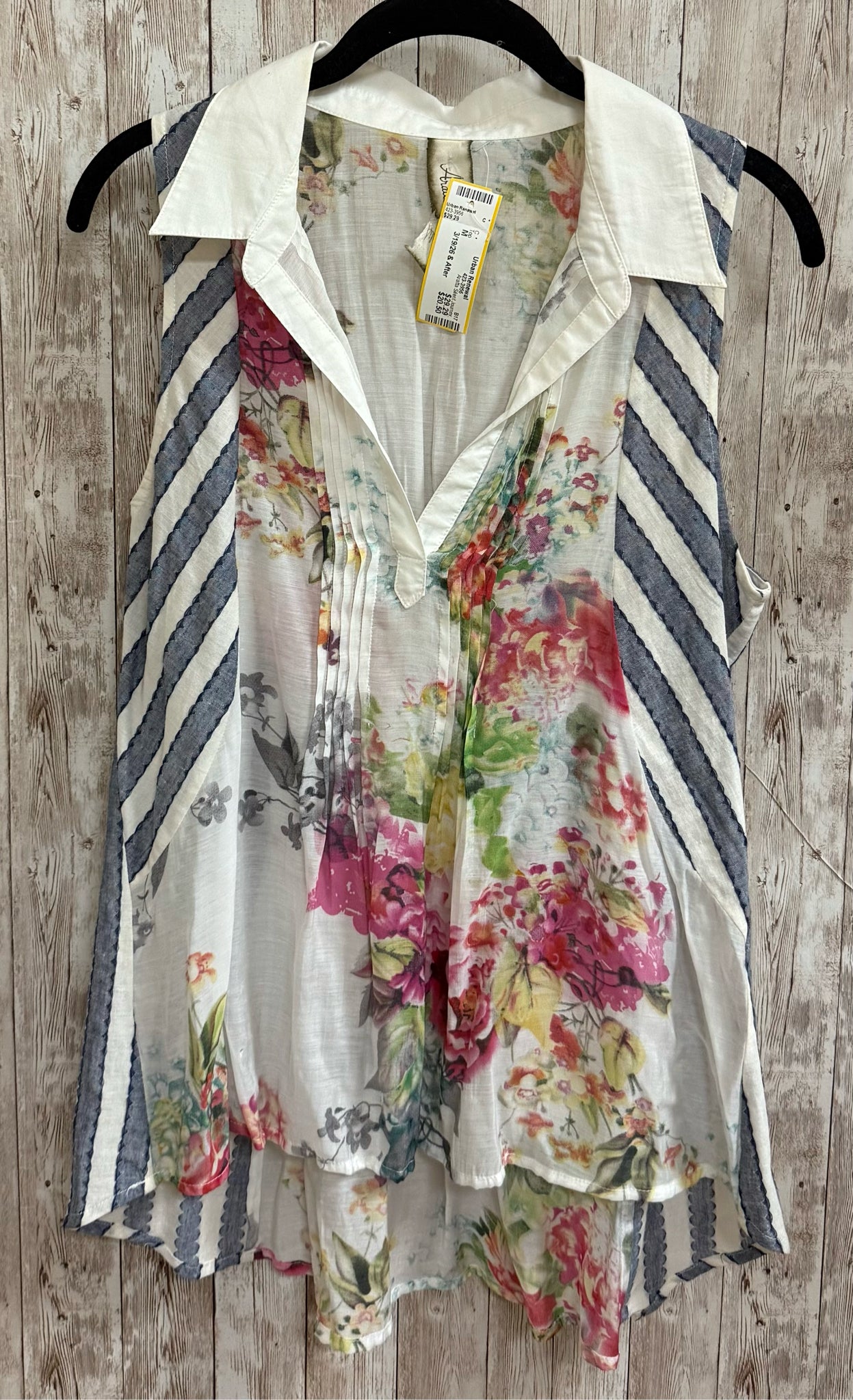 Size M Aratta Silent Journey White Print Top