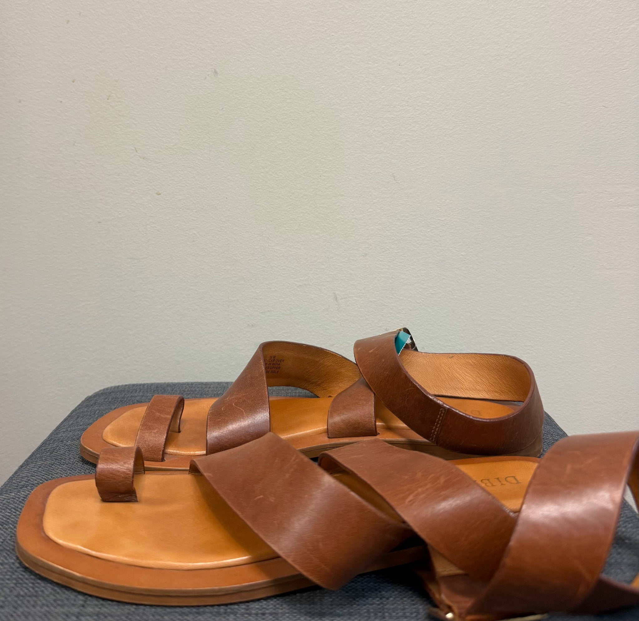 10 DIBA TRUE Brown Sandals
