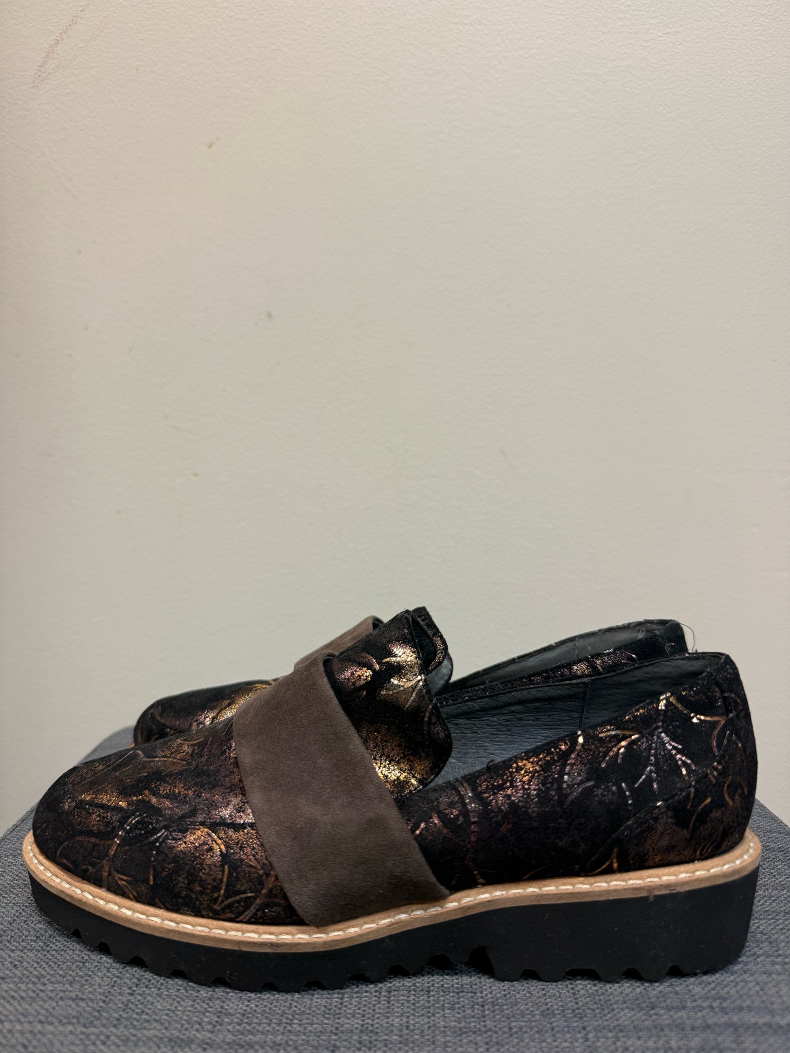 6 SACHA LONDON Bronze SHOES