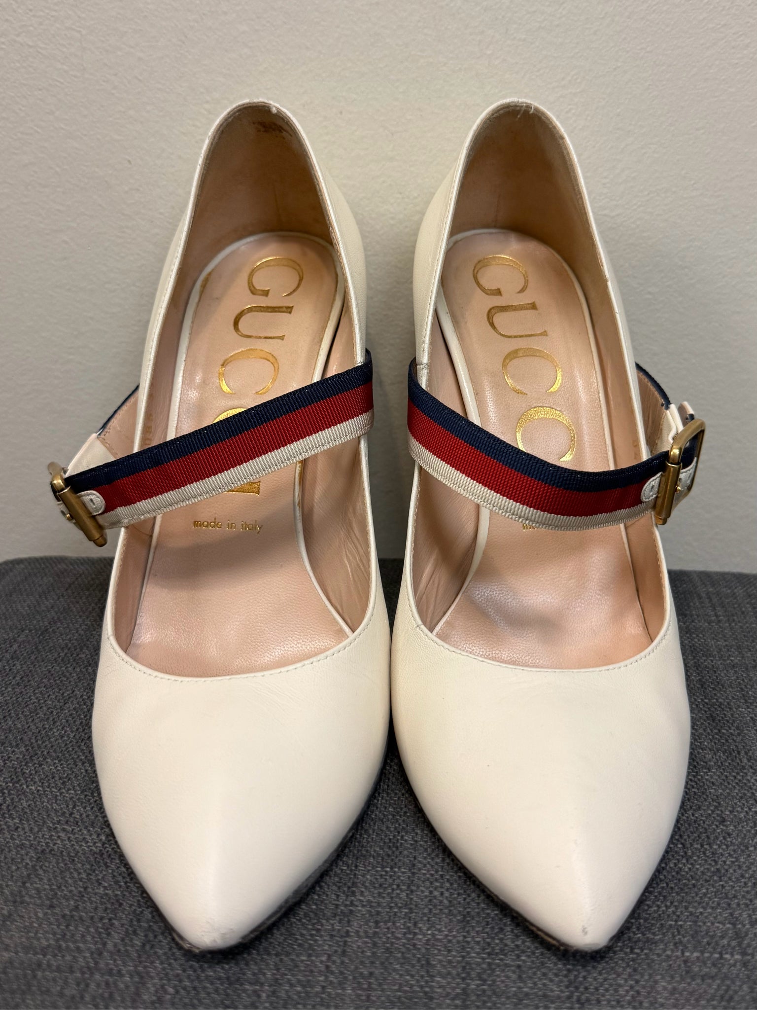 8 GUCCI Cream SHOES