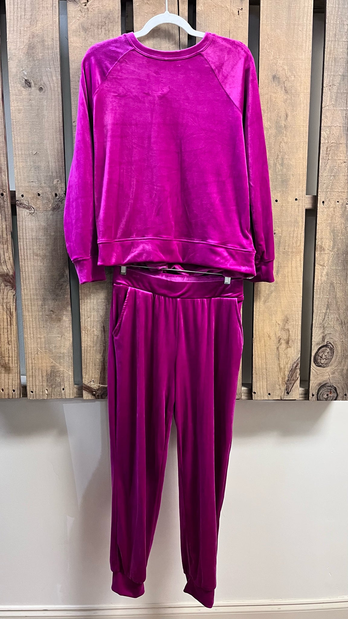 Size M MAGASCHONI FUCHSIA 2 PC Dress Size M MAGASCHONI FUCHSIA 2 PC Dress