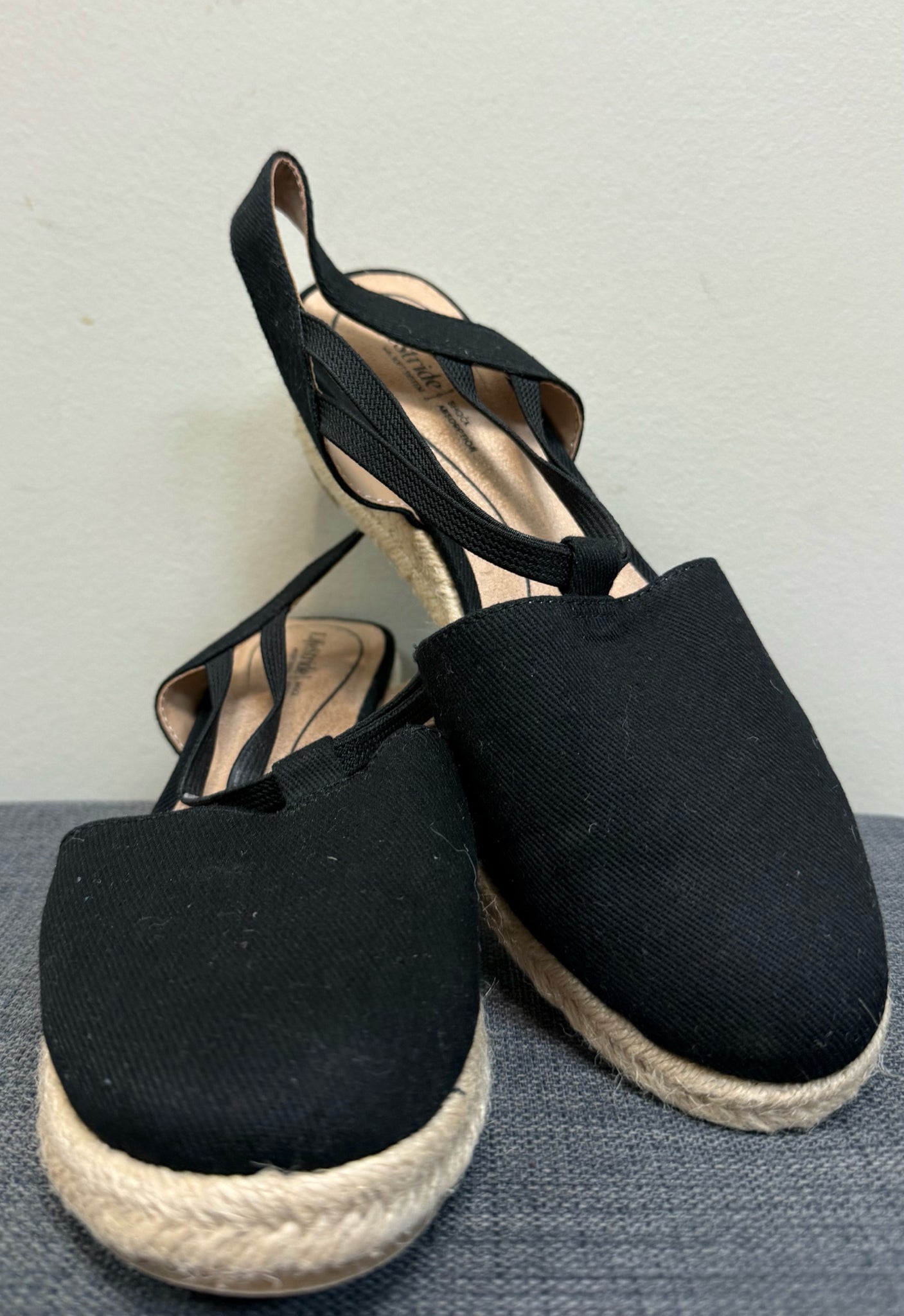 6.5 LIFESTRIDE Black SHOES