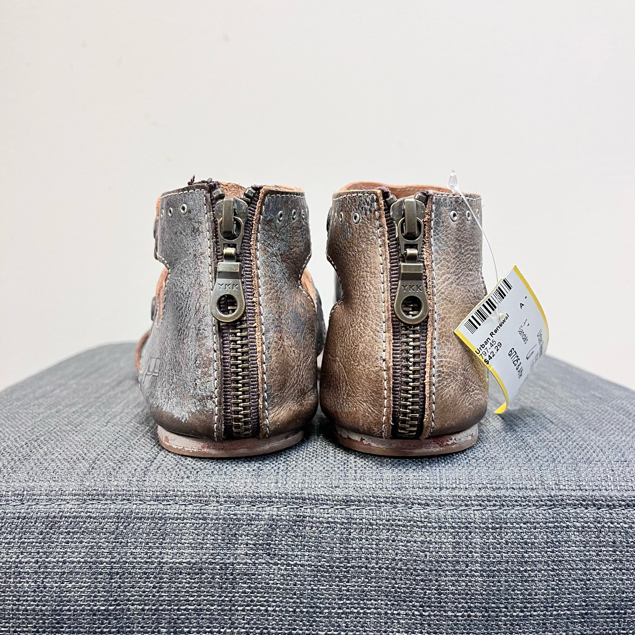6 BED STU Pewter Sandals