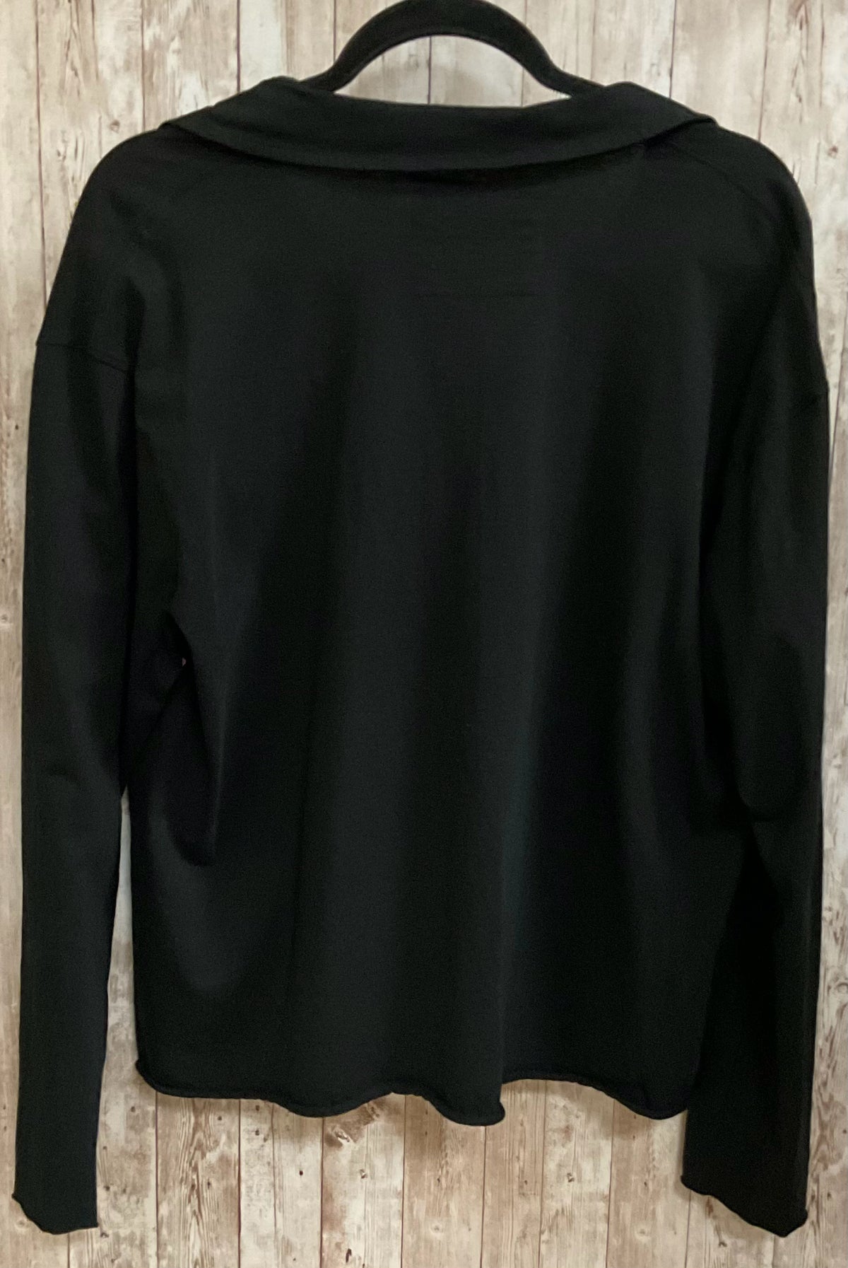 Size L FRANK & EILEEN Black Top
