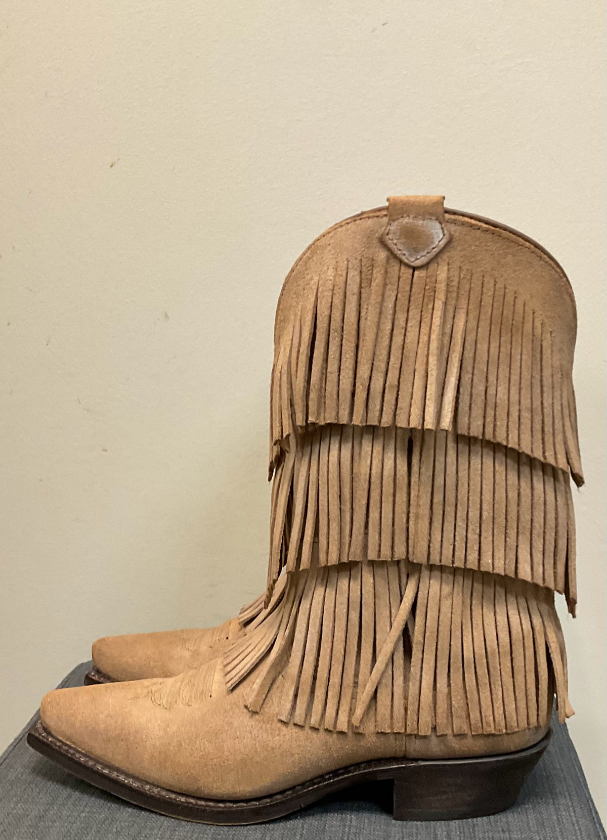 9 DINGO Tan Boots