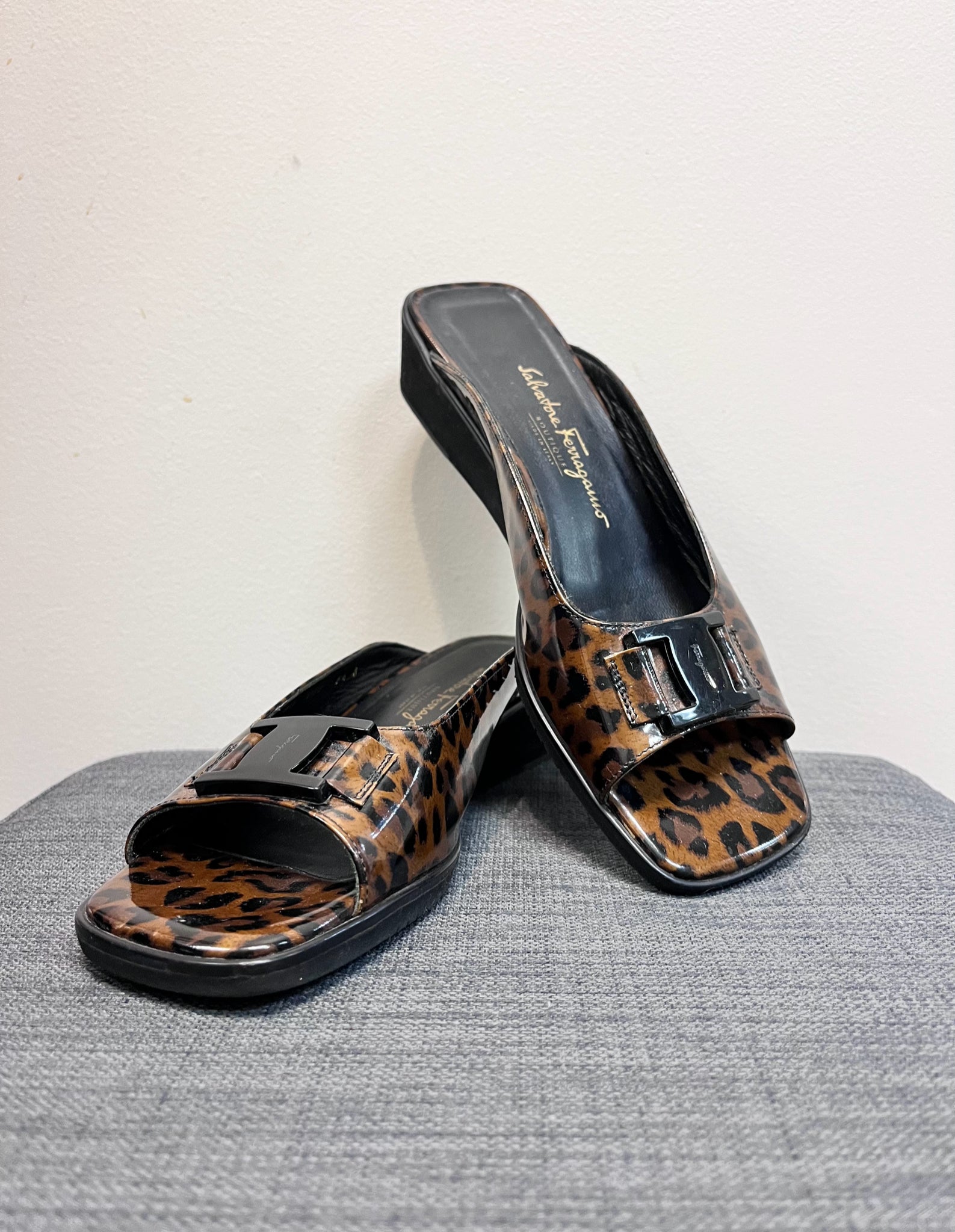 SALVATORE FERRAGAMO 8.5 Animal Print SHOES