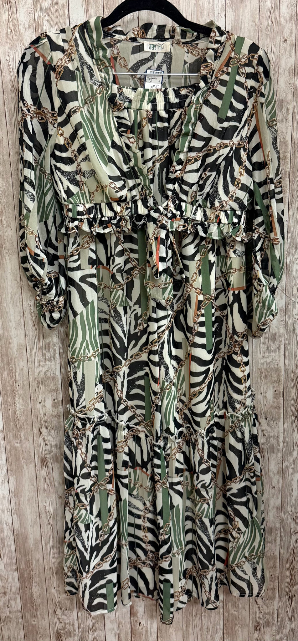 Size S STEPS NY CREAM AND BLACK PRINT 2 PC PANT SET