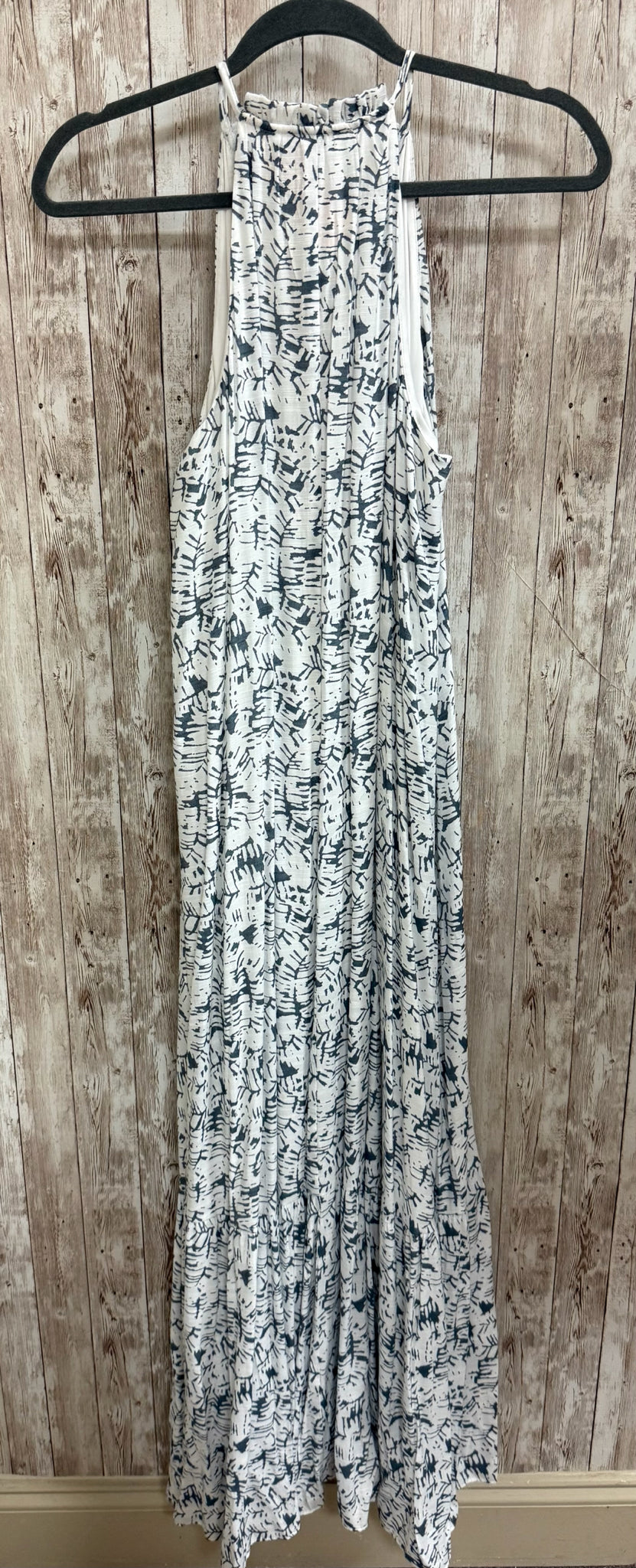 Size M NINE WEST WHITE AND GRAY Dress