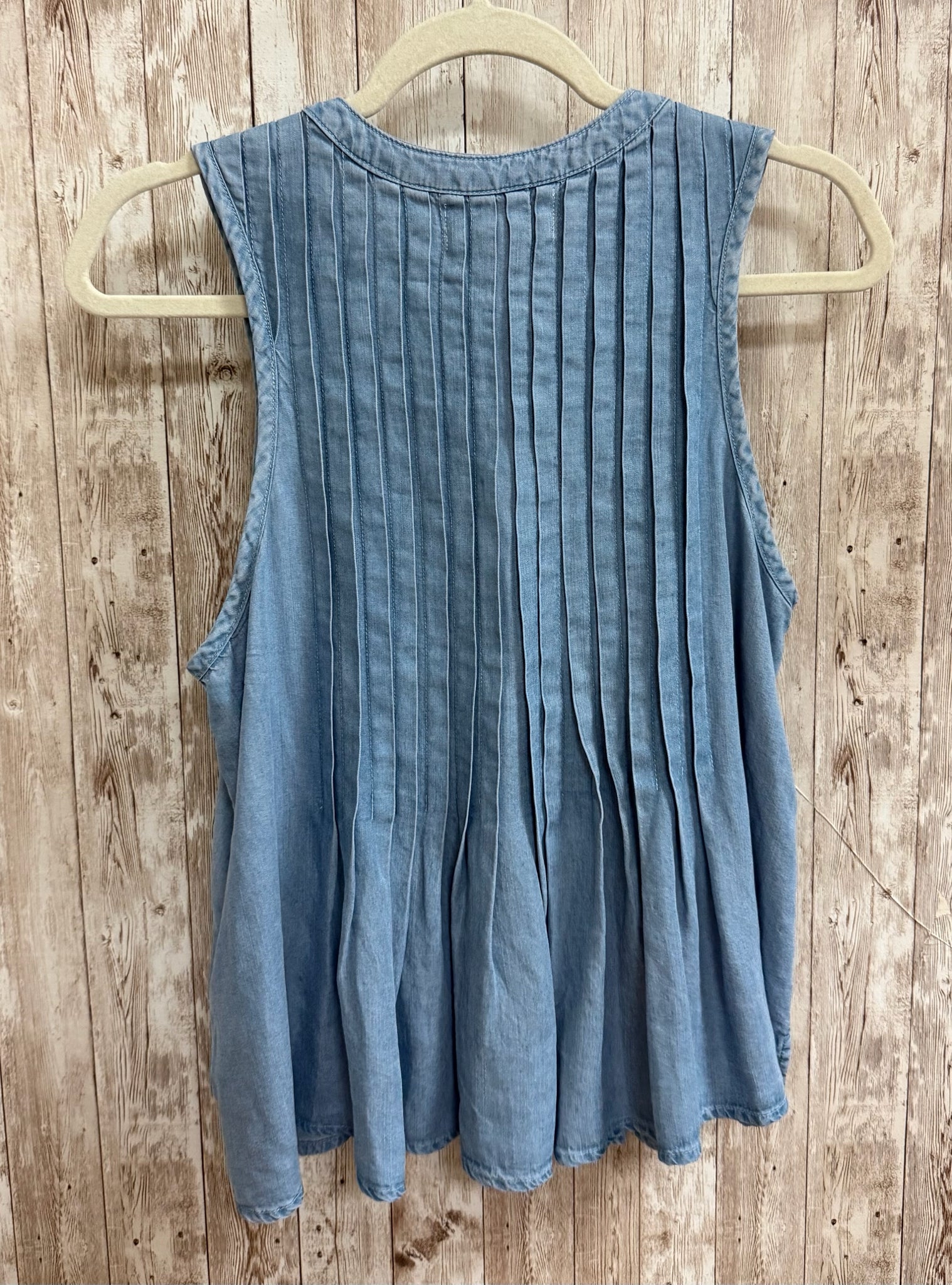 Size S DEAR JOHN Denim Top