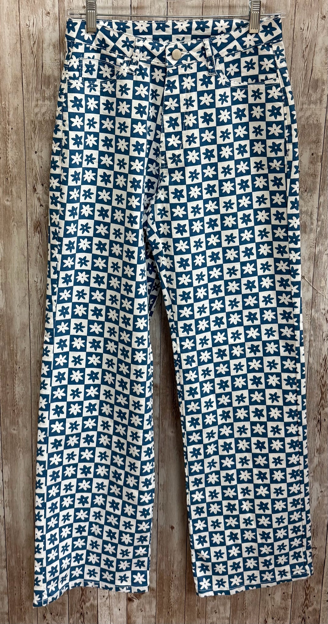 Size S BAEVELY BLUE AND WHITE FLORAL Pants
