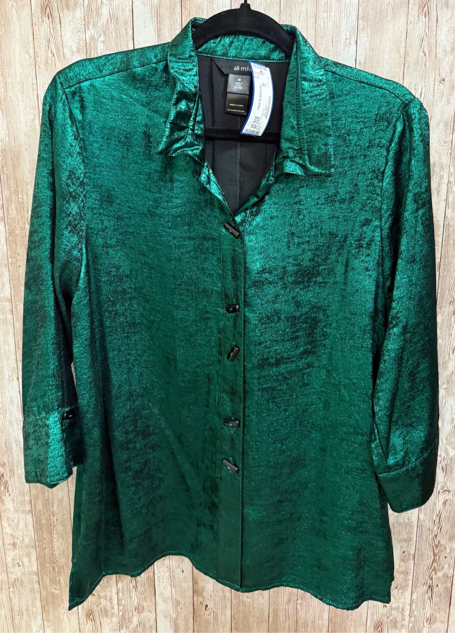 Size M ALI MILES GREEN SHIMMER Top