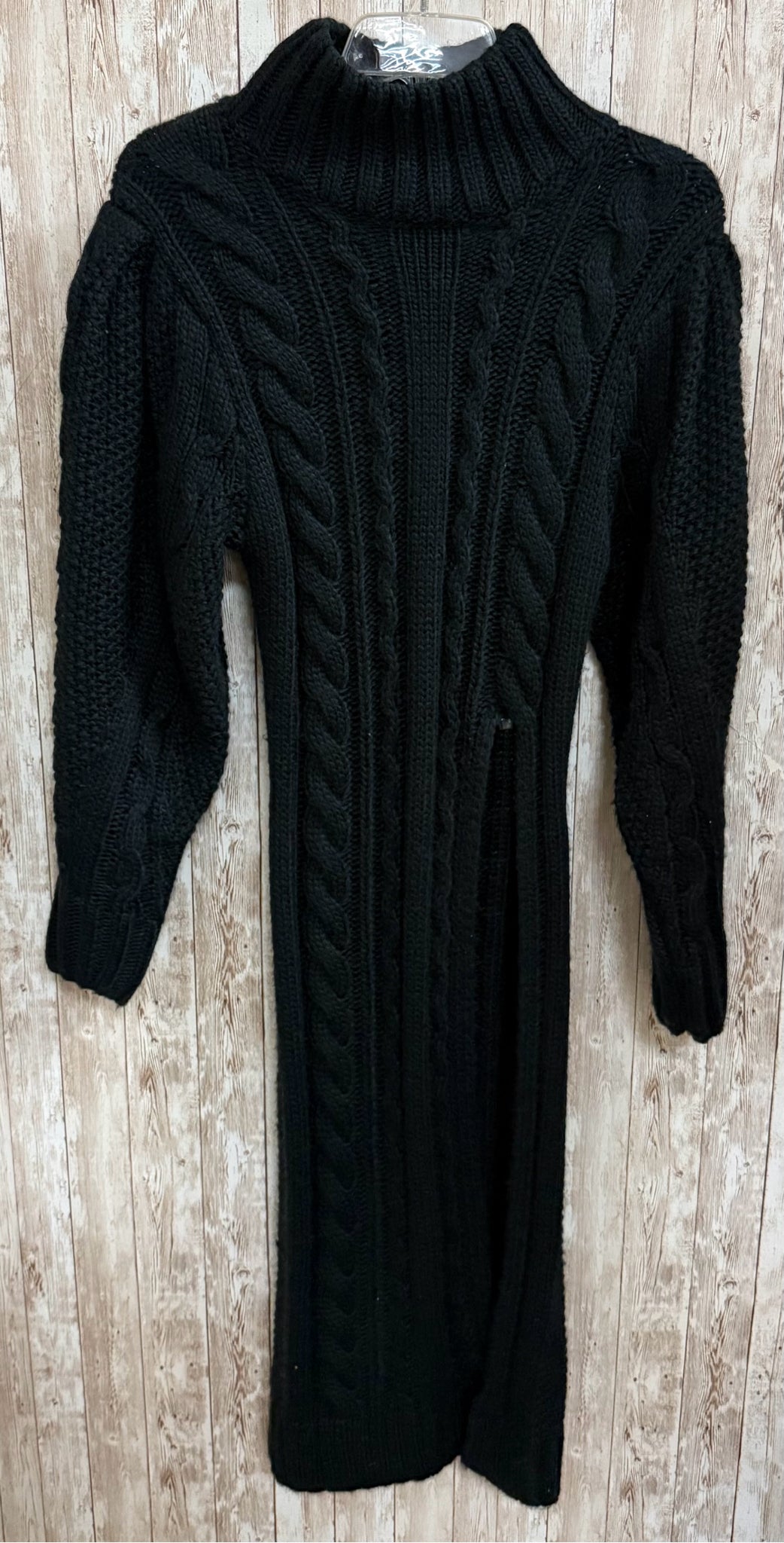 Size S ASTR Black Dress