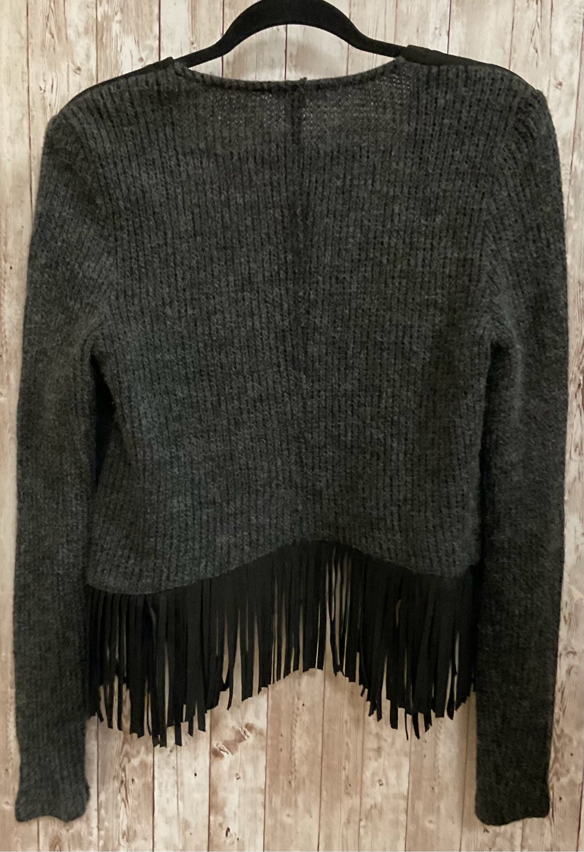 Size M MYSTREE Charcoal Cardigan