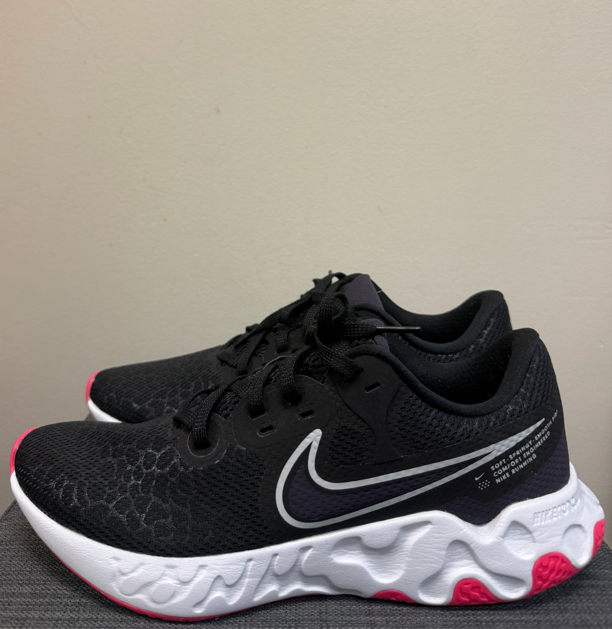 11 NIKE Black SHOES