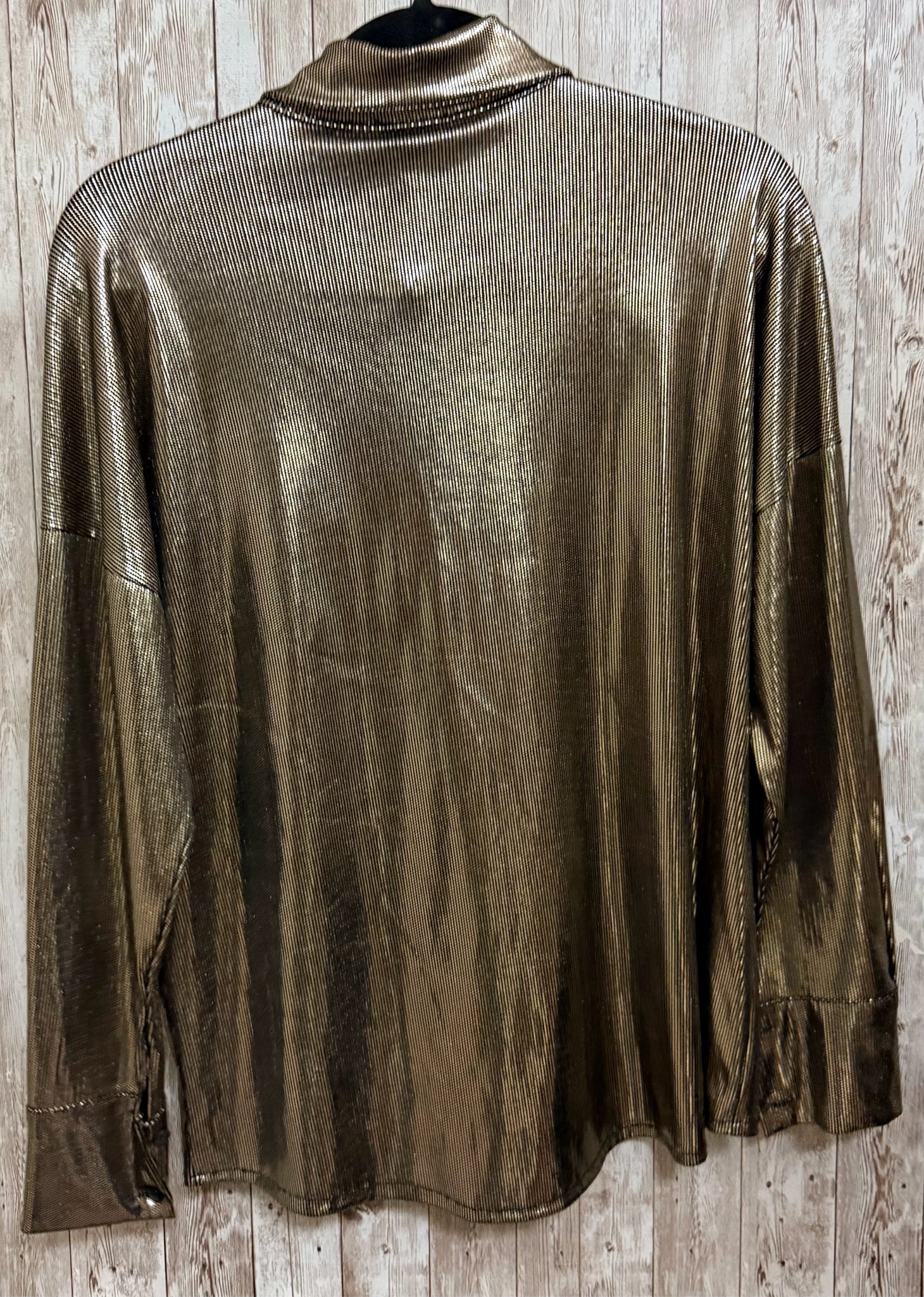 Size S SUZY D Gold Top