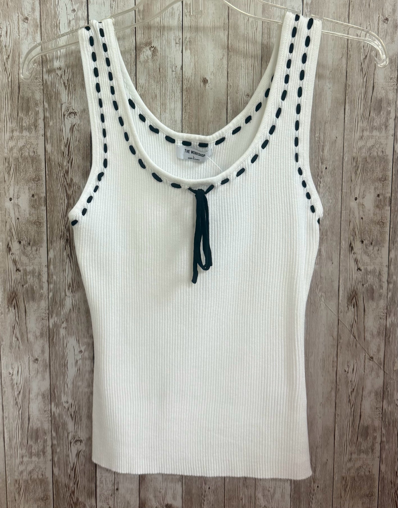 Size L The Workshop White Top