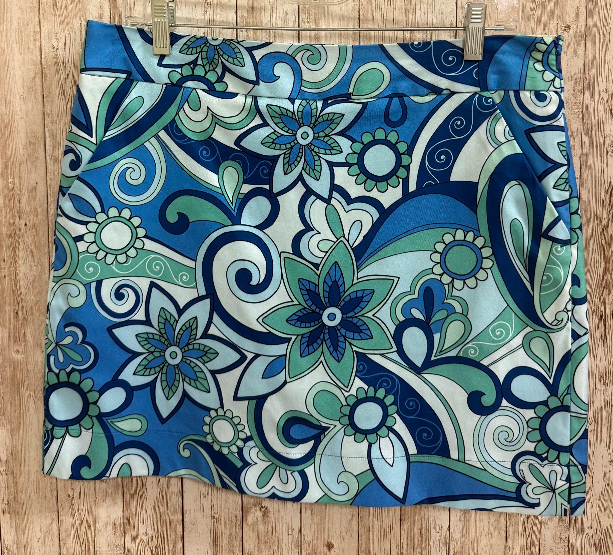 Size 8 LOUDMOUTH Blue Print skort