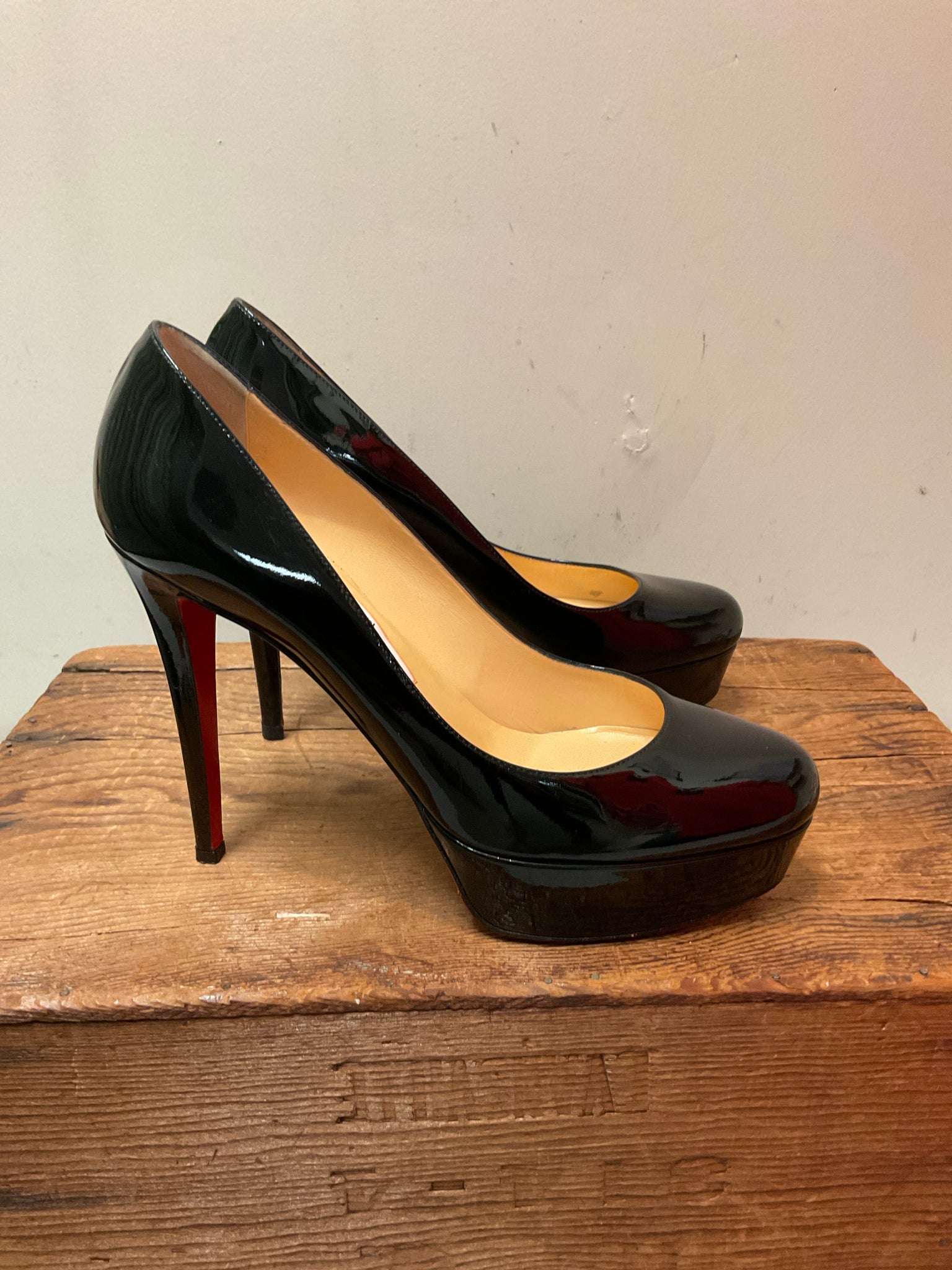 10 Christian Louboutin Black SHOES