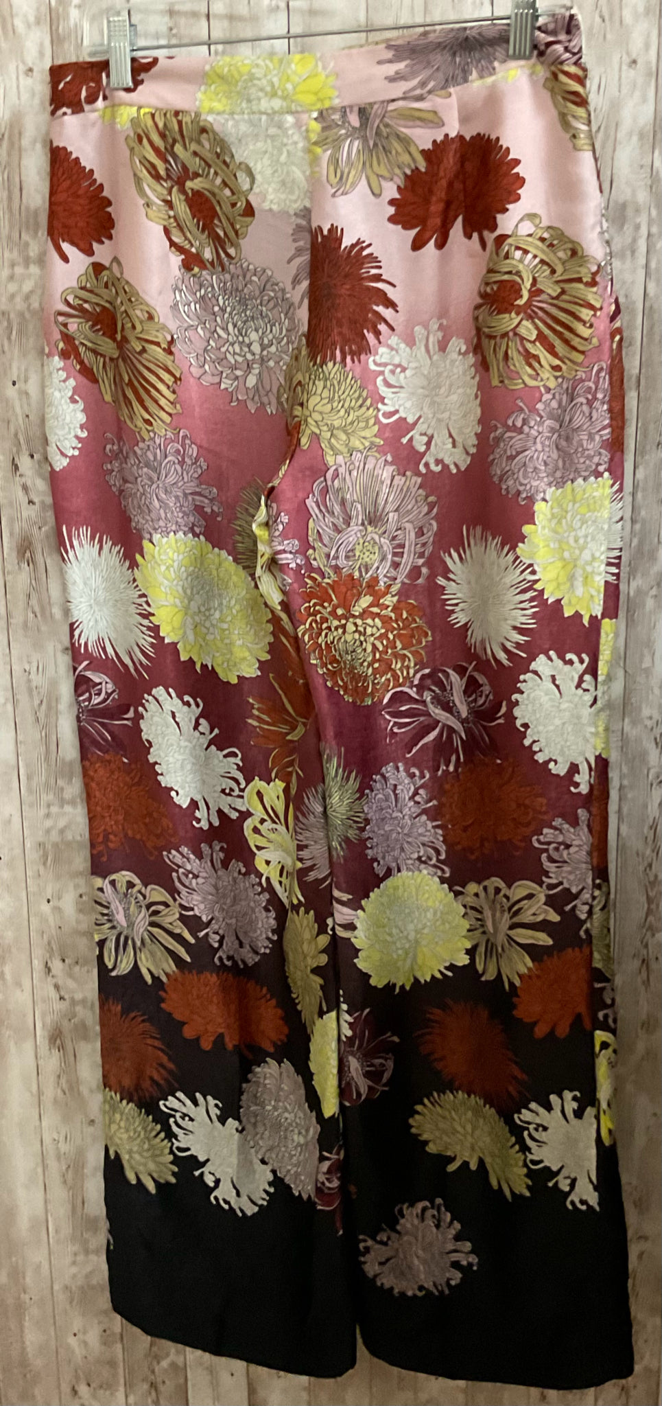 Size M ZARA Pink Print Pants